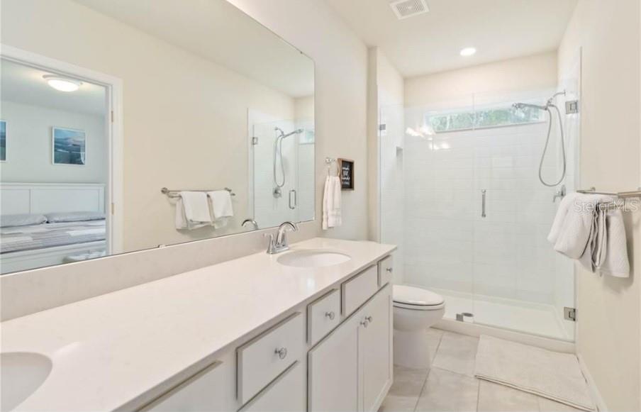 Image 19 of 37 For 17391 Million Lakes Court