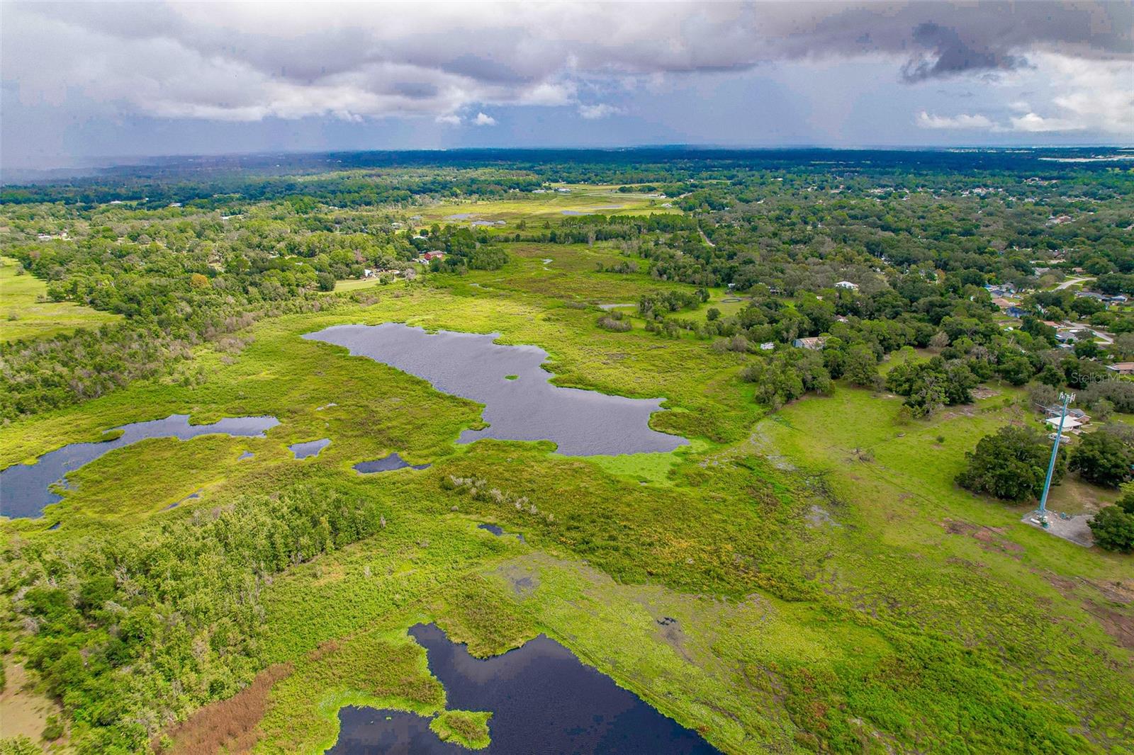 Image 25 of 35 For 912 Old Polk City Road