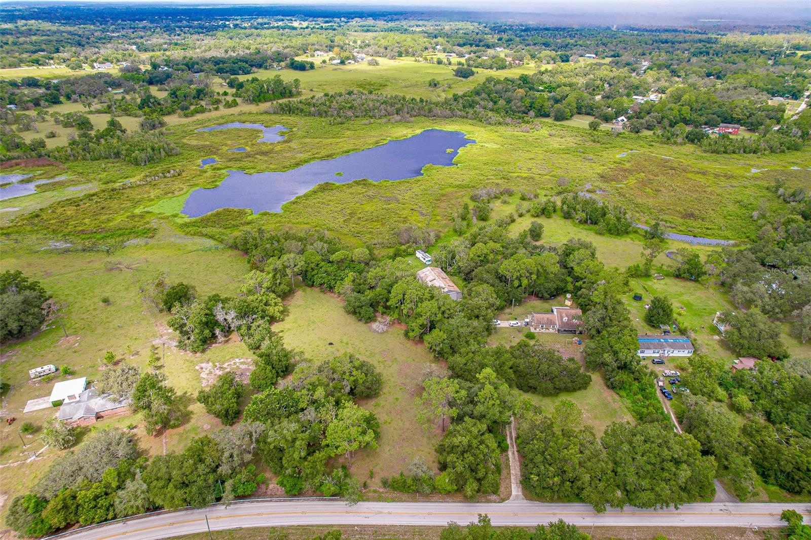 Image 27 of 35 For 912 Old Polk City Road