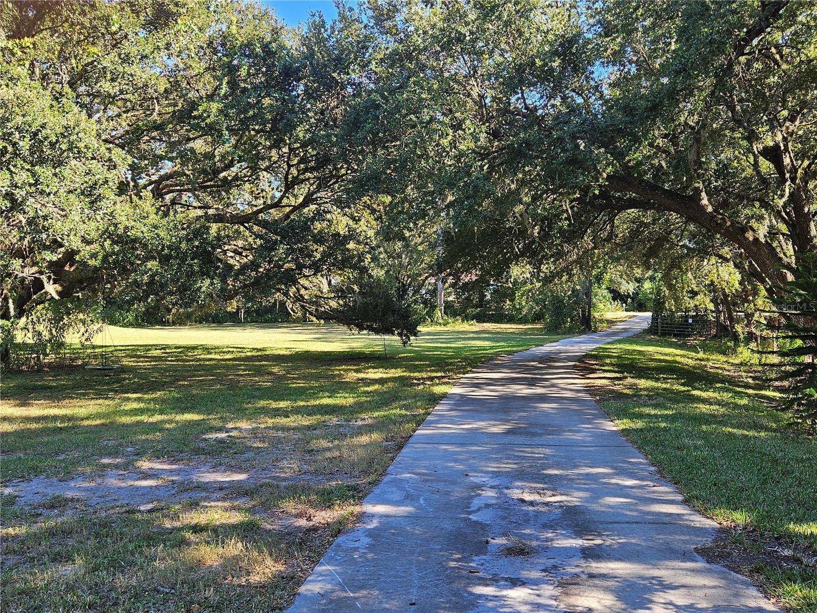 Image 5 of 35 For 912 Old Polk City Road