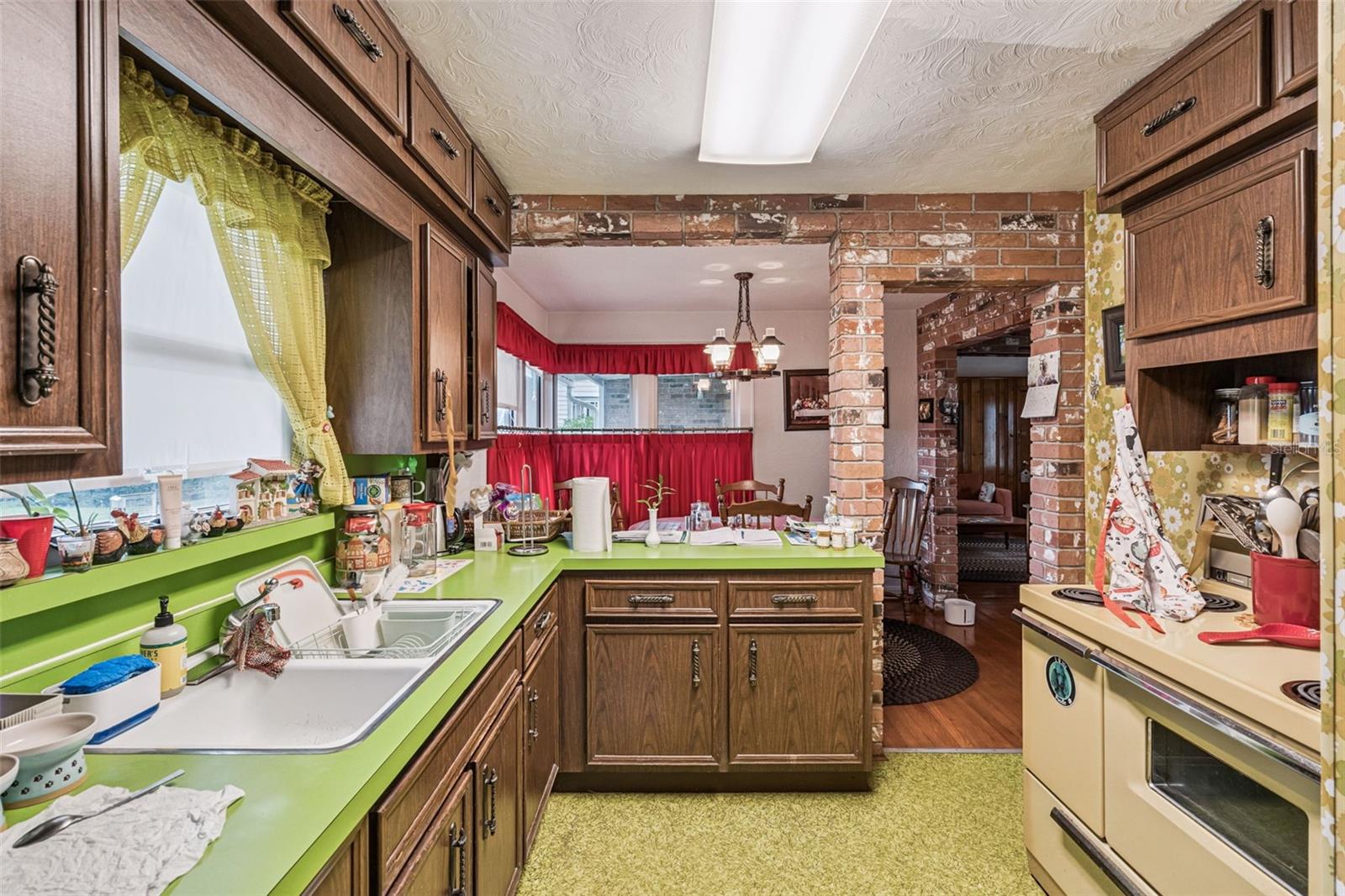 Image 13 of 20 For 1386 Clay Street