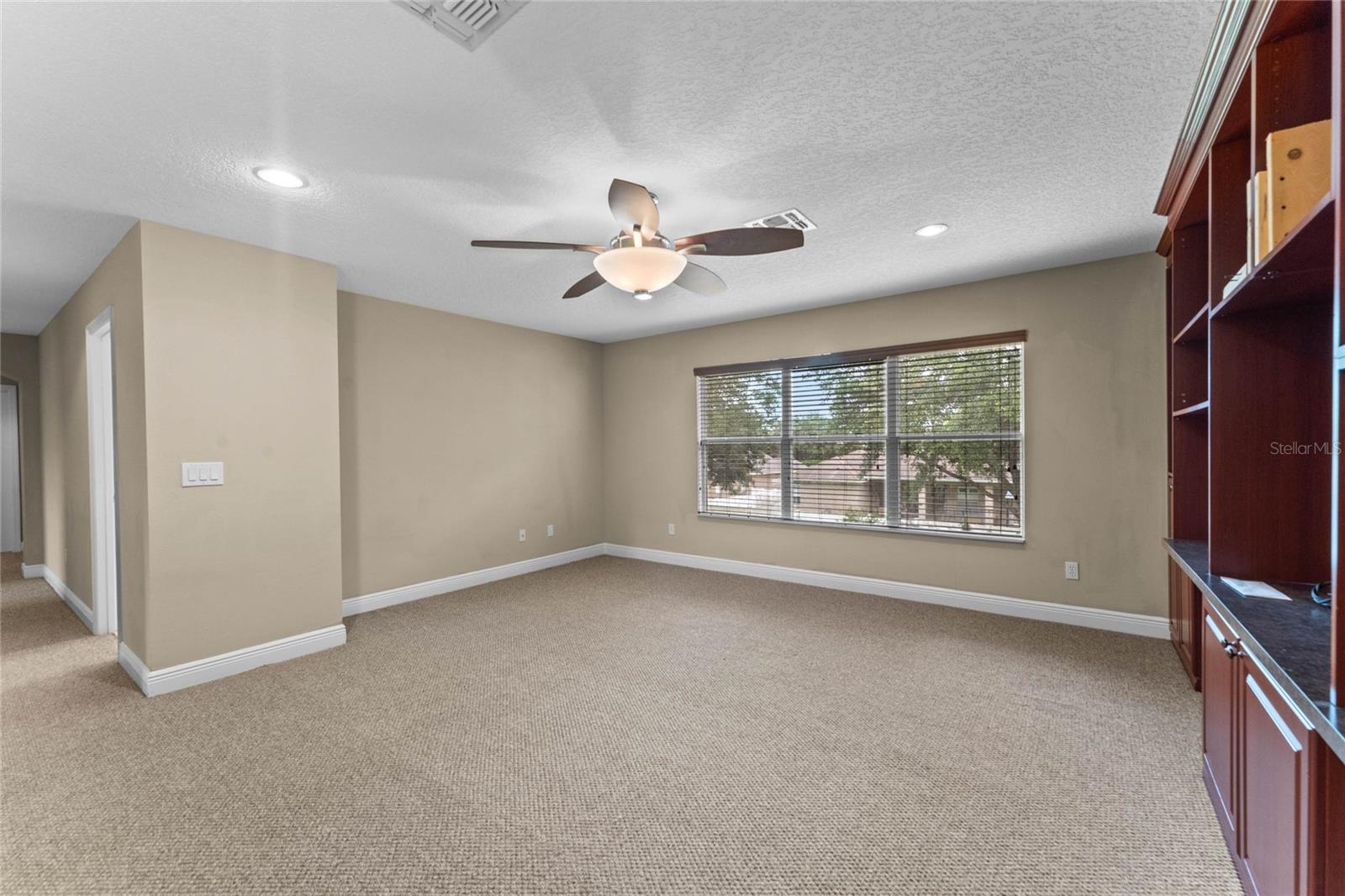 Image 15 of 19 For 7059 Winding Lake Circle