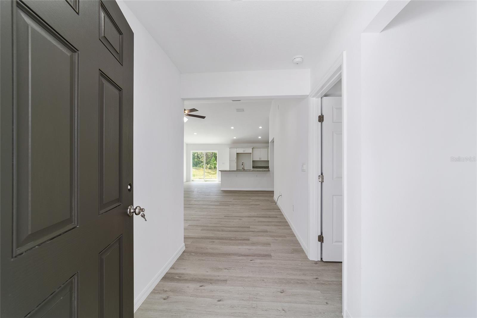 Image 10 of 51 For 13103 7th Loop