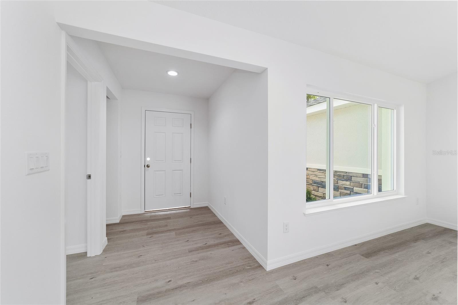 Image 11 of 51 For 13103 7th Loop