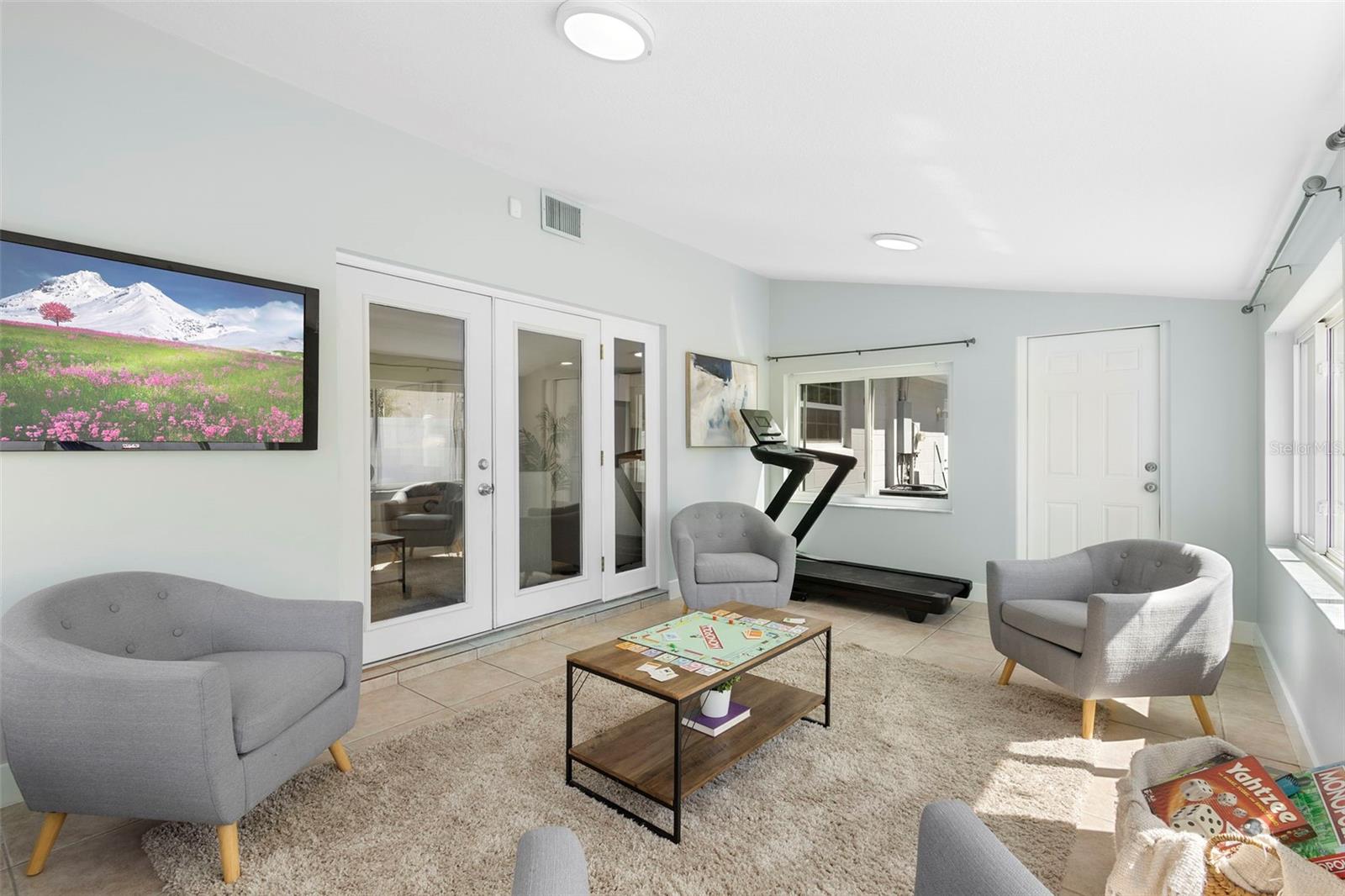 Image 26 of 40 For 294 Carib Lane