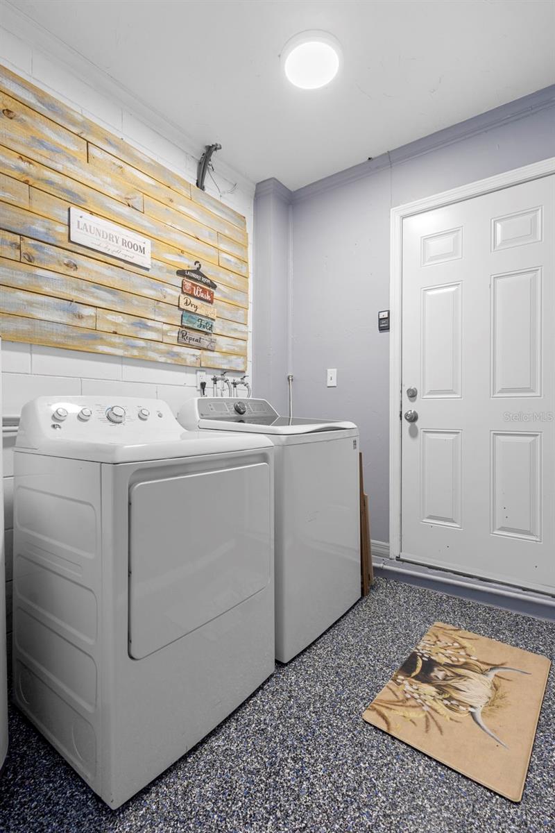 Image 36 of 40 For 294 Carib Lane