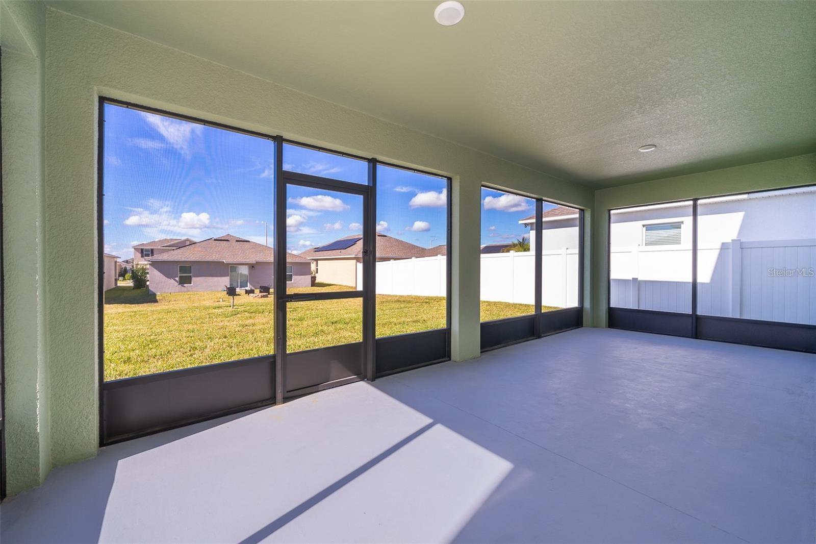 Image 15 of 17 For 626 Taft Drive