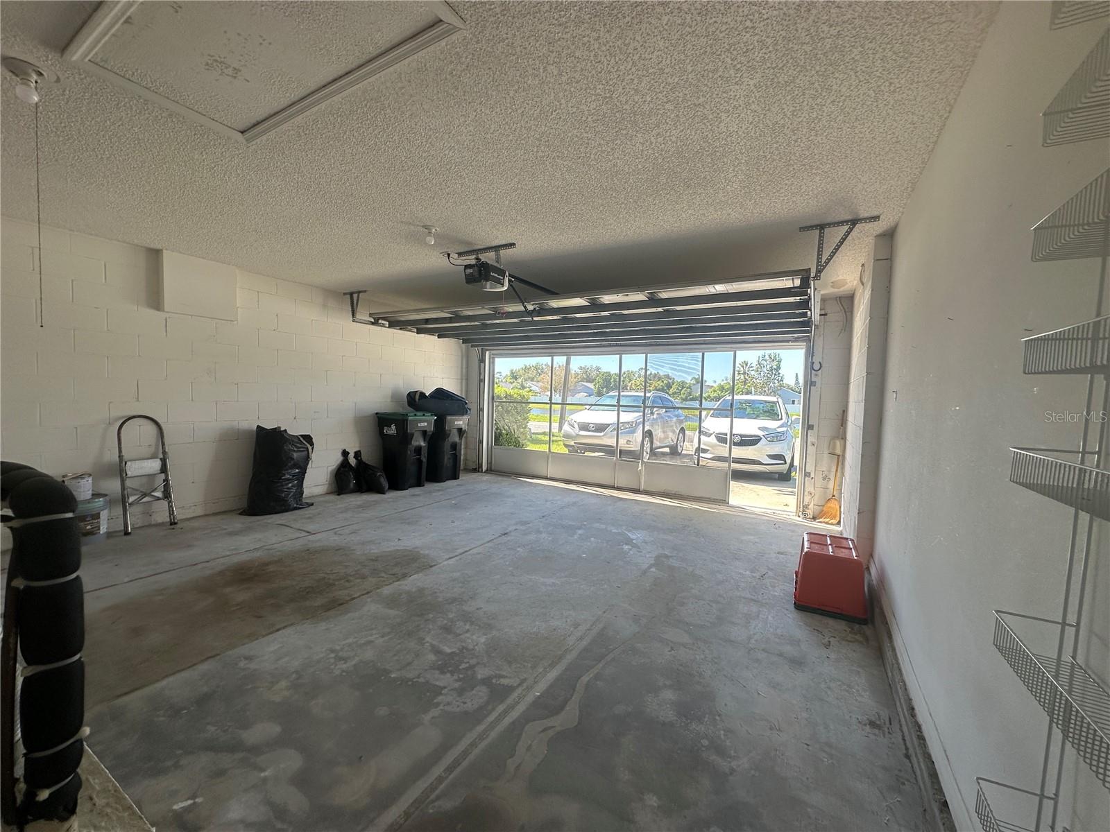 Image 8 of 59 For 1025 Lejay Street