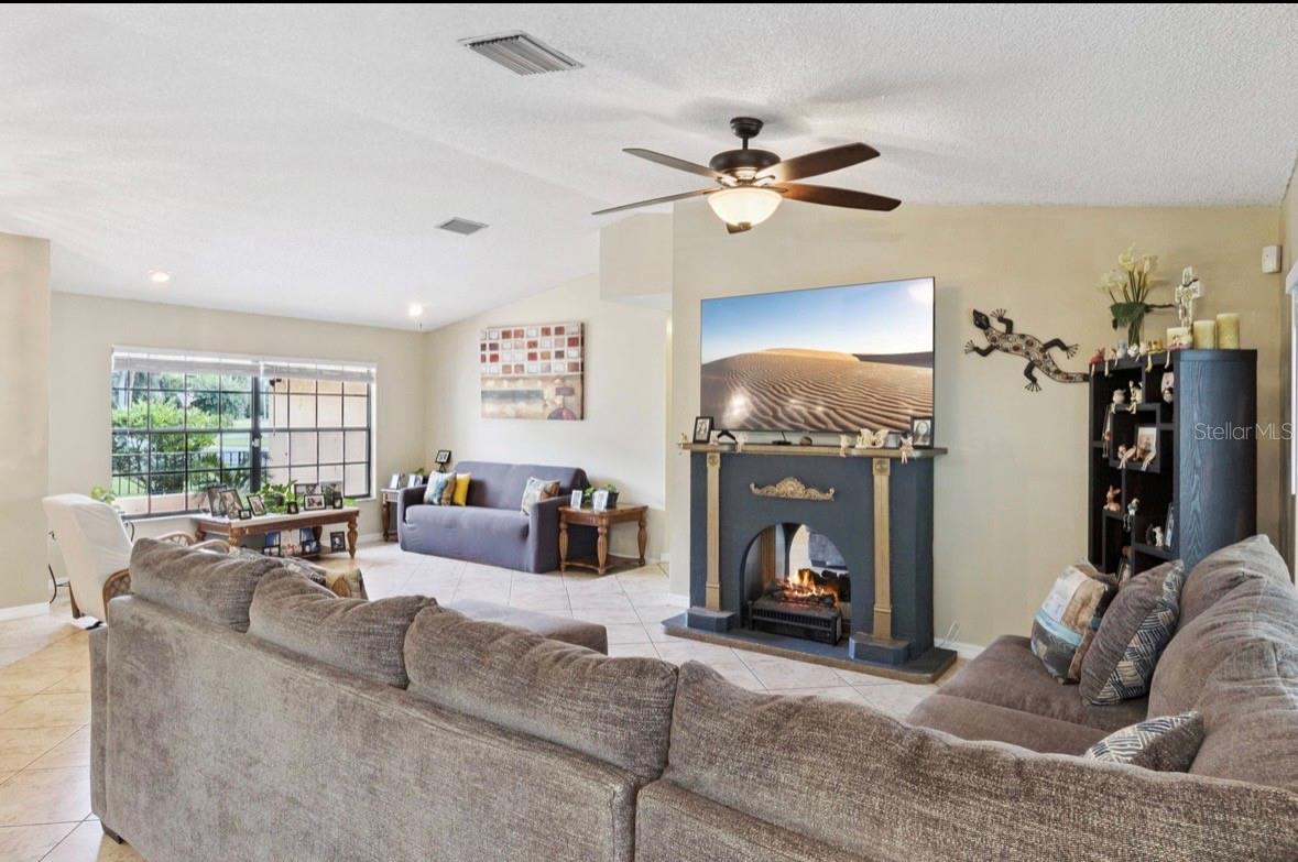 Image 10 of 43 For 3054 Stewart Boulevard