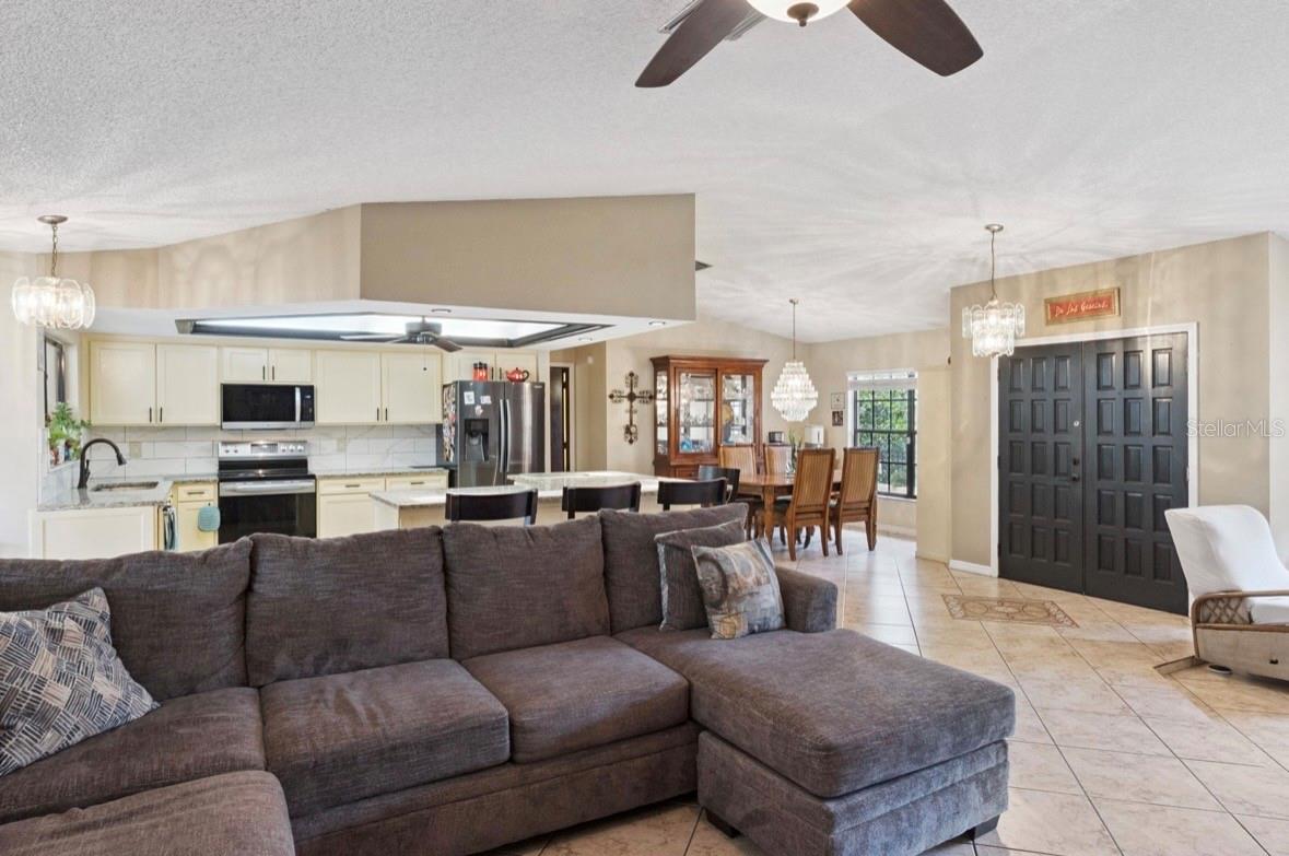 Image 11 of 43 For 3054 Stewart Boulevard