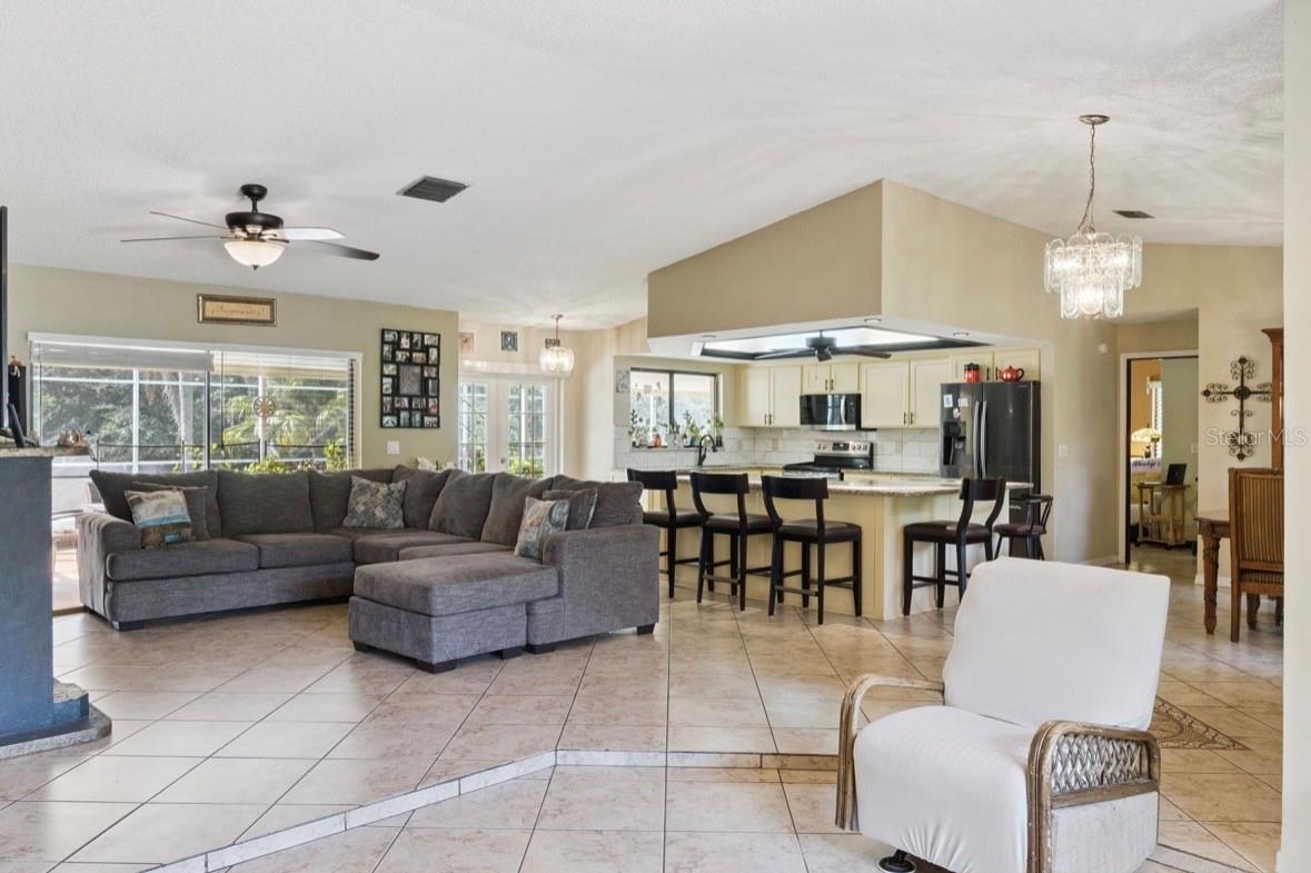 Image 14 of 43 For 3054 Stewart Boulevard