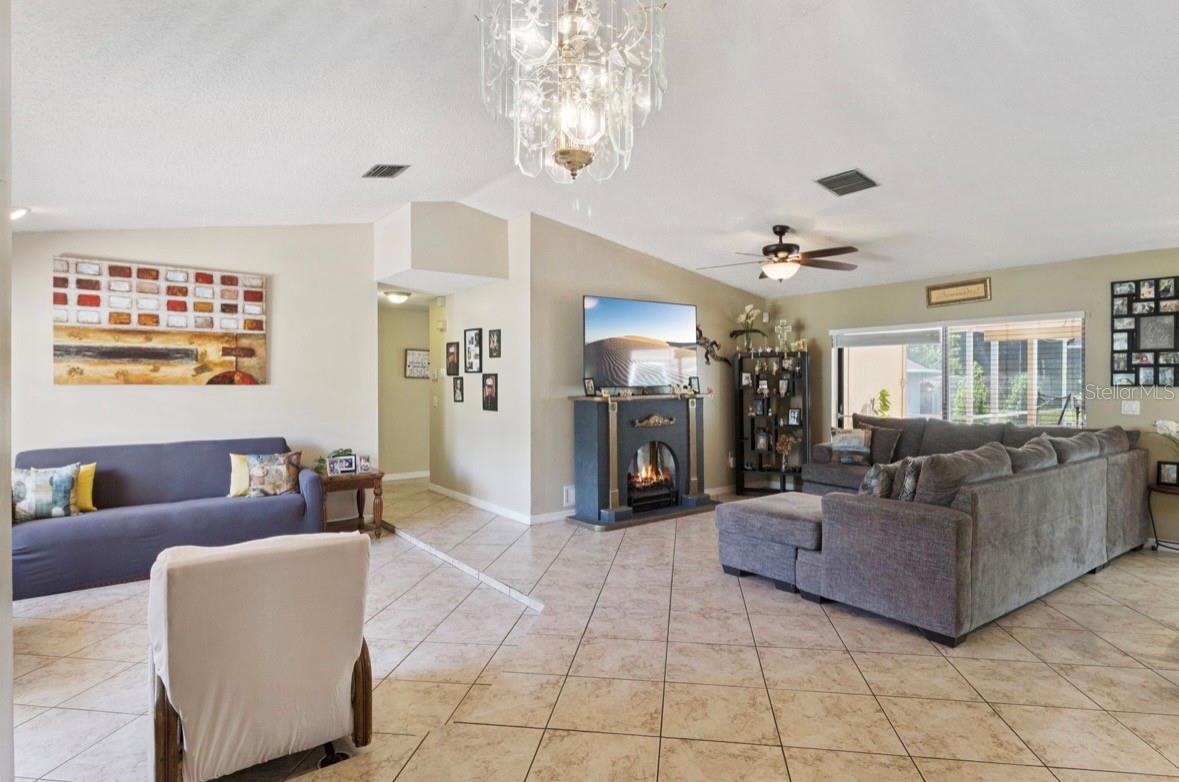 Image 9 of 43 For 3054 Stewart Boulevard