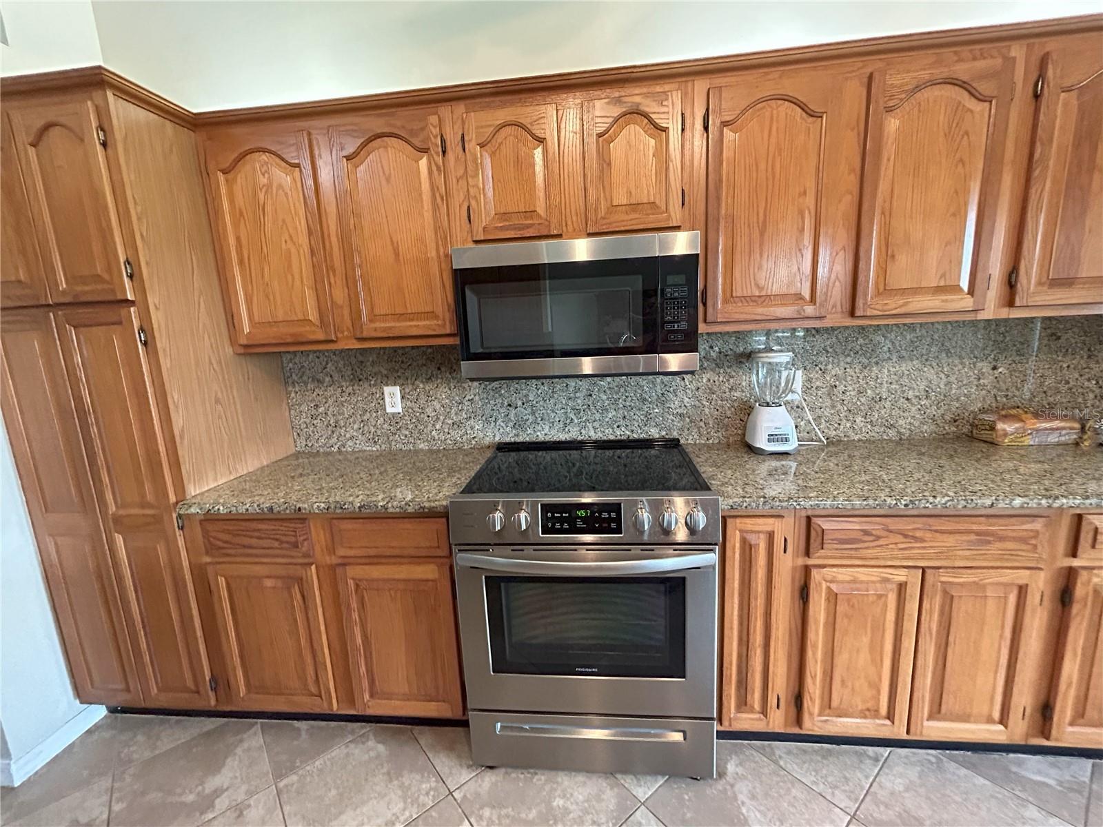 Image 7 of 16 For 2232 Longhorn Avenue