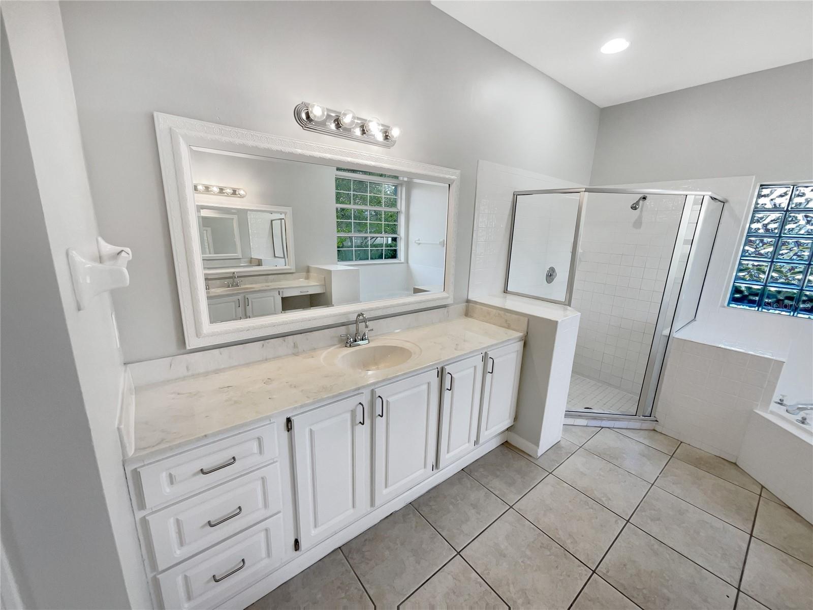 Image 7 of 32 For 1201 Hollow Pine Drive