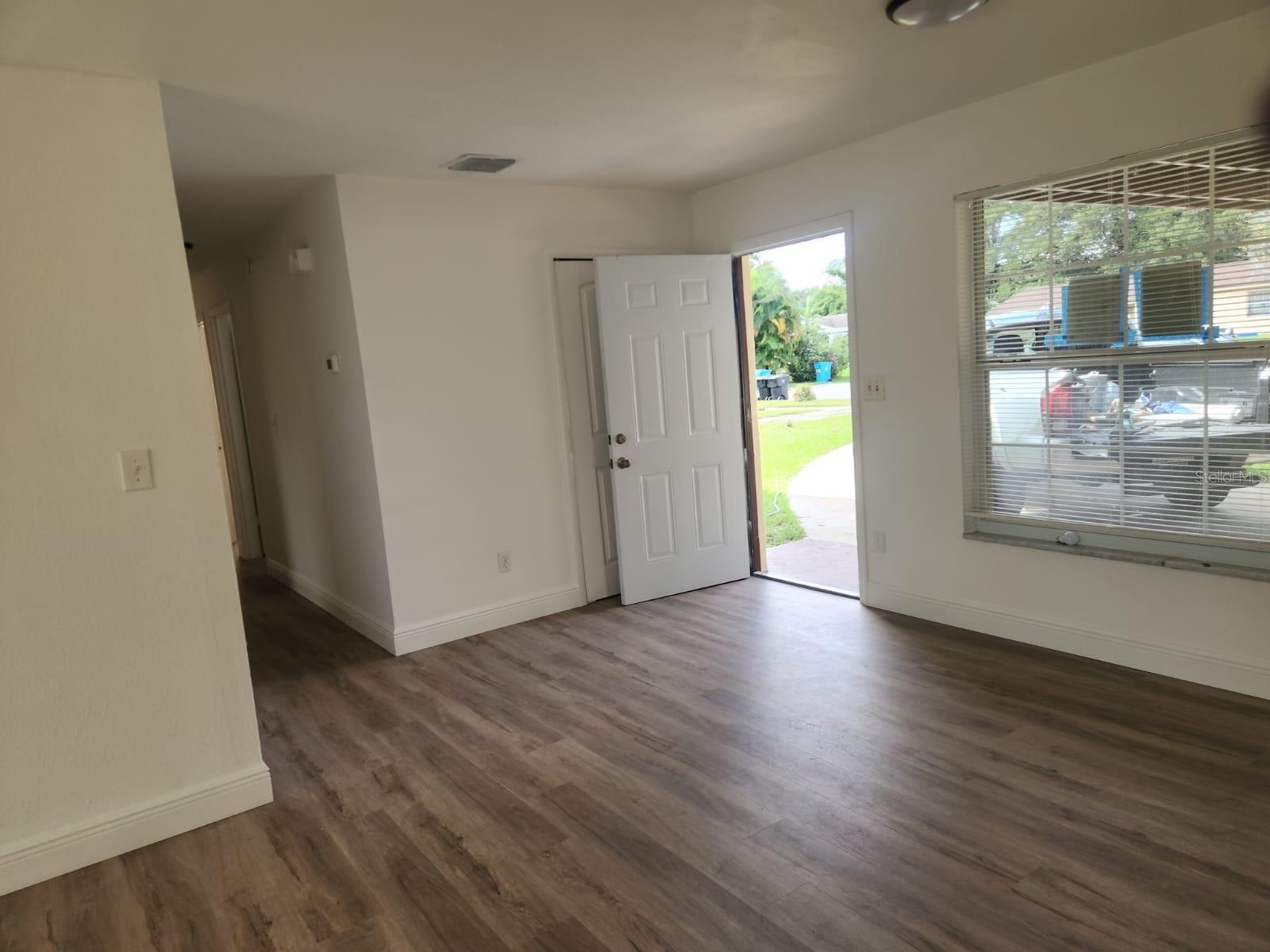 Image 6 of 13 For 2101 La Due Court