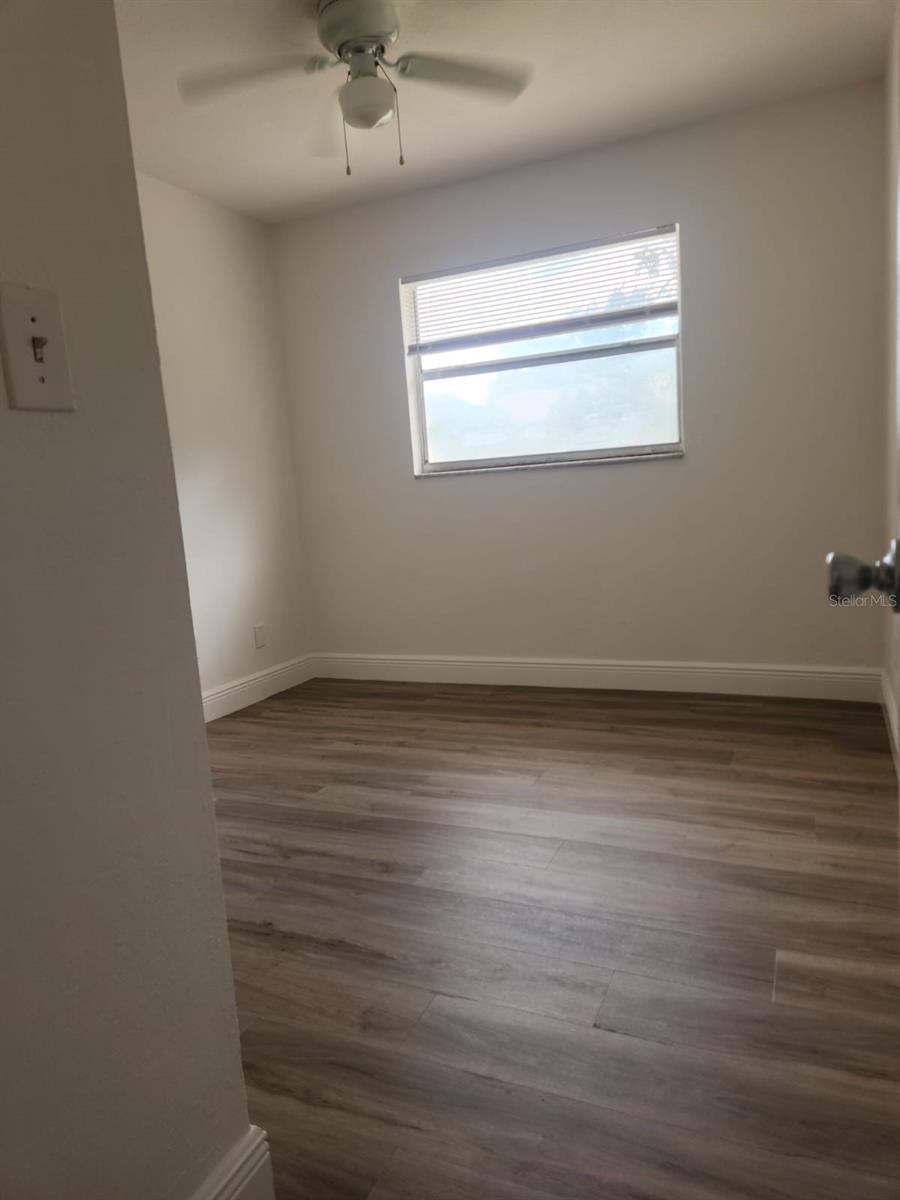 Image 7 of 13 For 2101 La Due Court