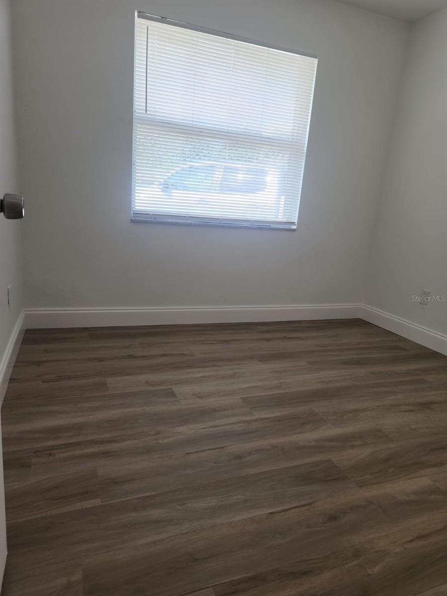 Image 8 of 13 For 2101 La Due Court