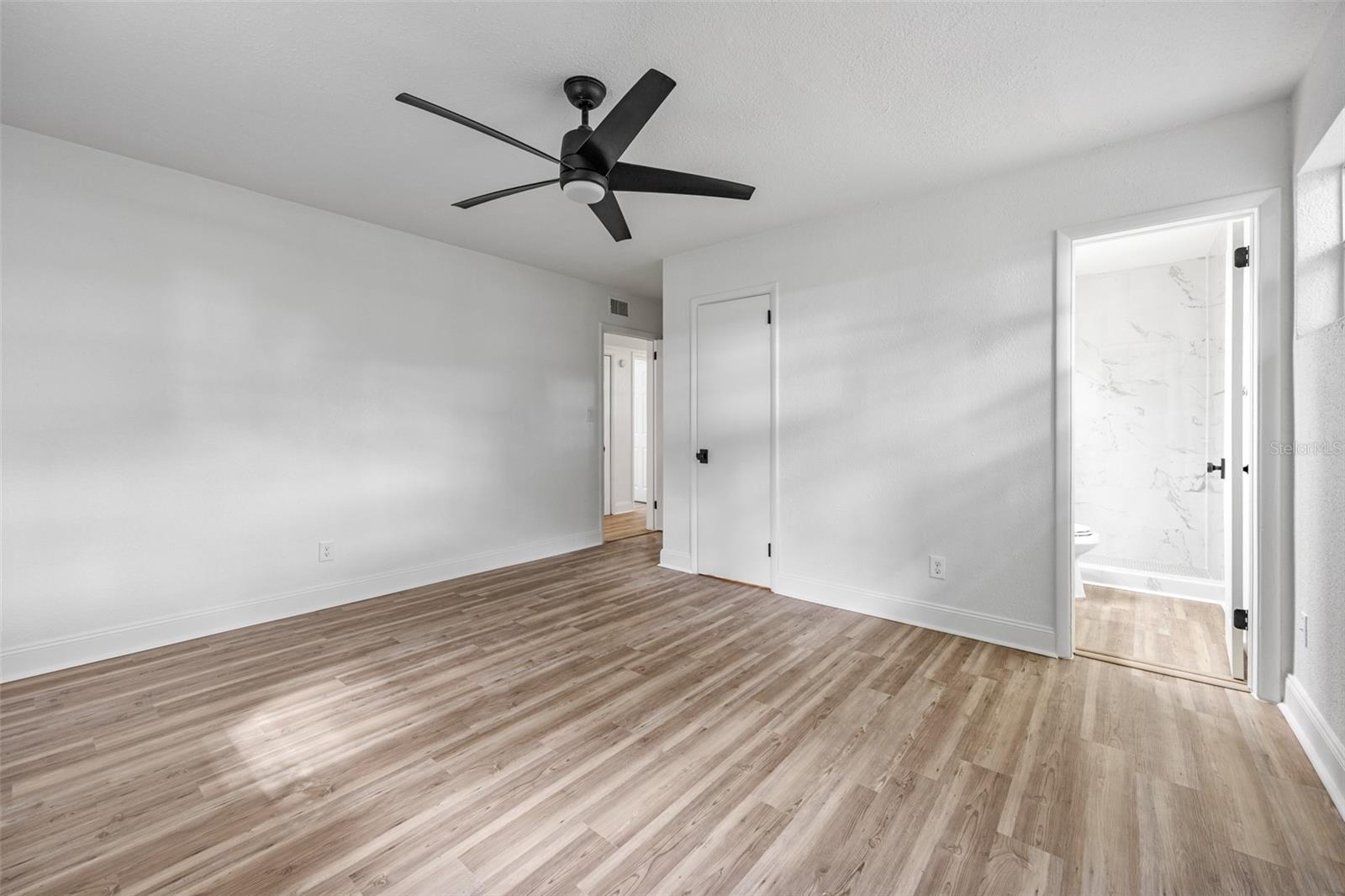 Image 11 of 19 For 1409 Harvard Drive
