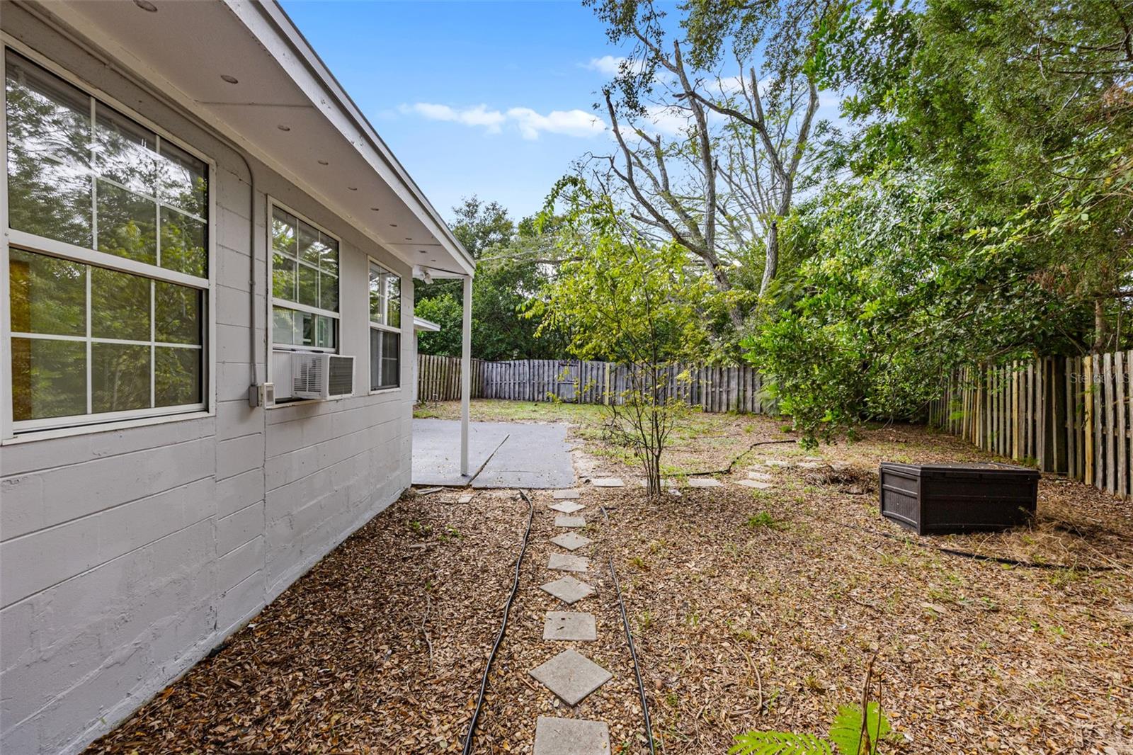 Image 17 of 19 For 1409 Harvard Drive