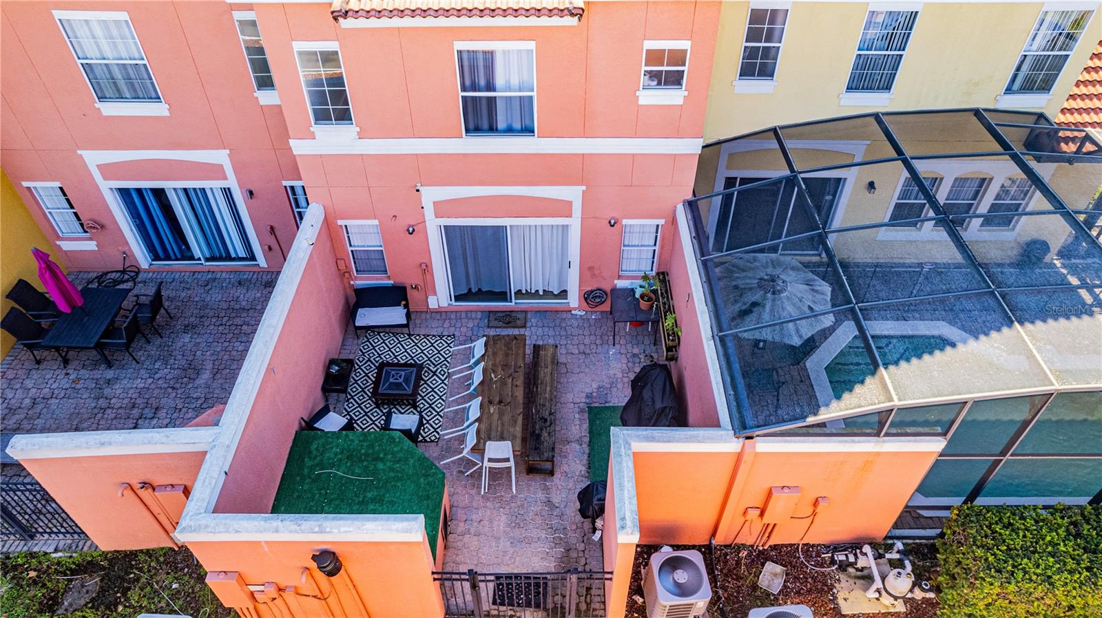 Image 11 of 25 For 4703 Vero Beach Place