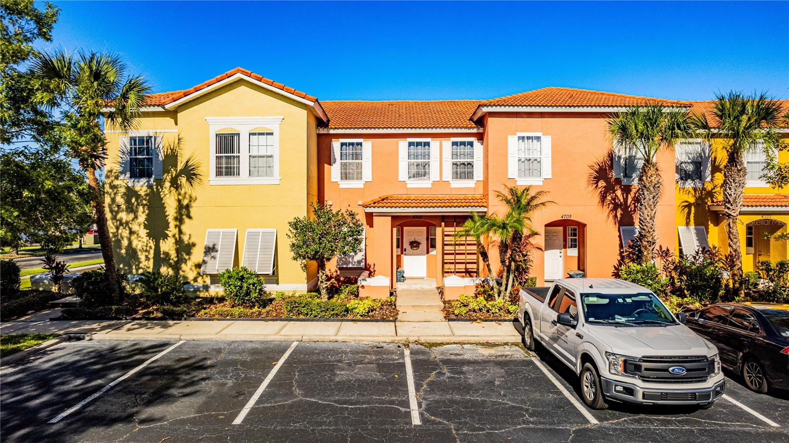 Image 22 of 25 For 4703 Vero Beach Place