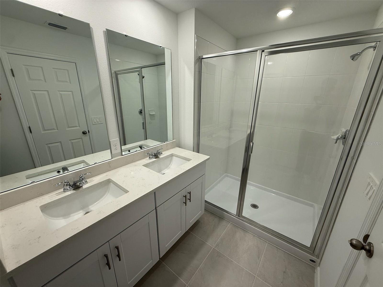 Image 16 of 19 For 16386 Bird Of Paradise Avenue