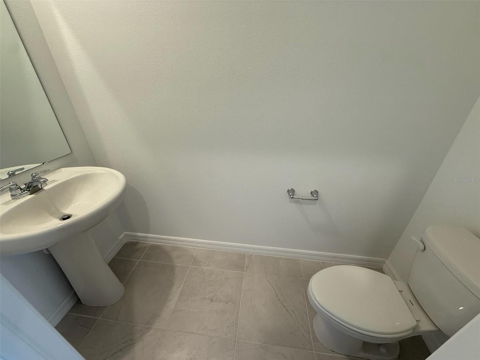 Image 18 of 19 For 16386 Bird Of Paradise Avenue