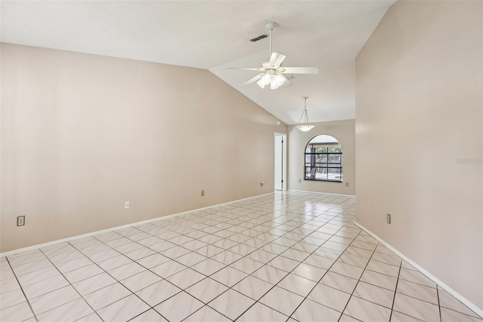 Image 10 of 47 For 9913 Chesham Drive