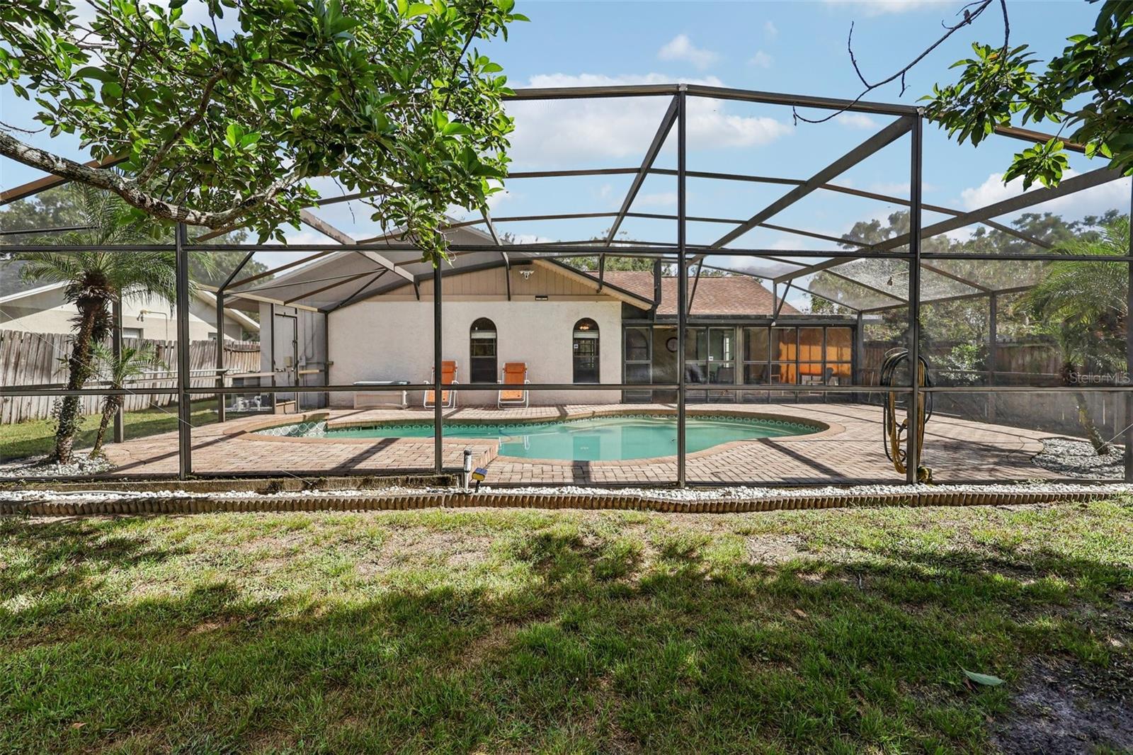 Image 42 of 47 For 9913 Chesham Drive