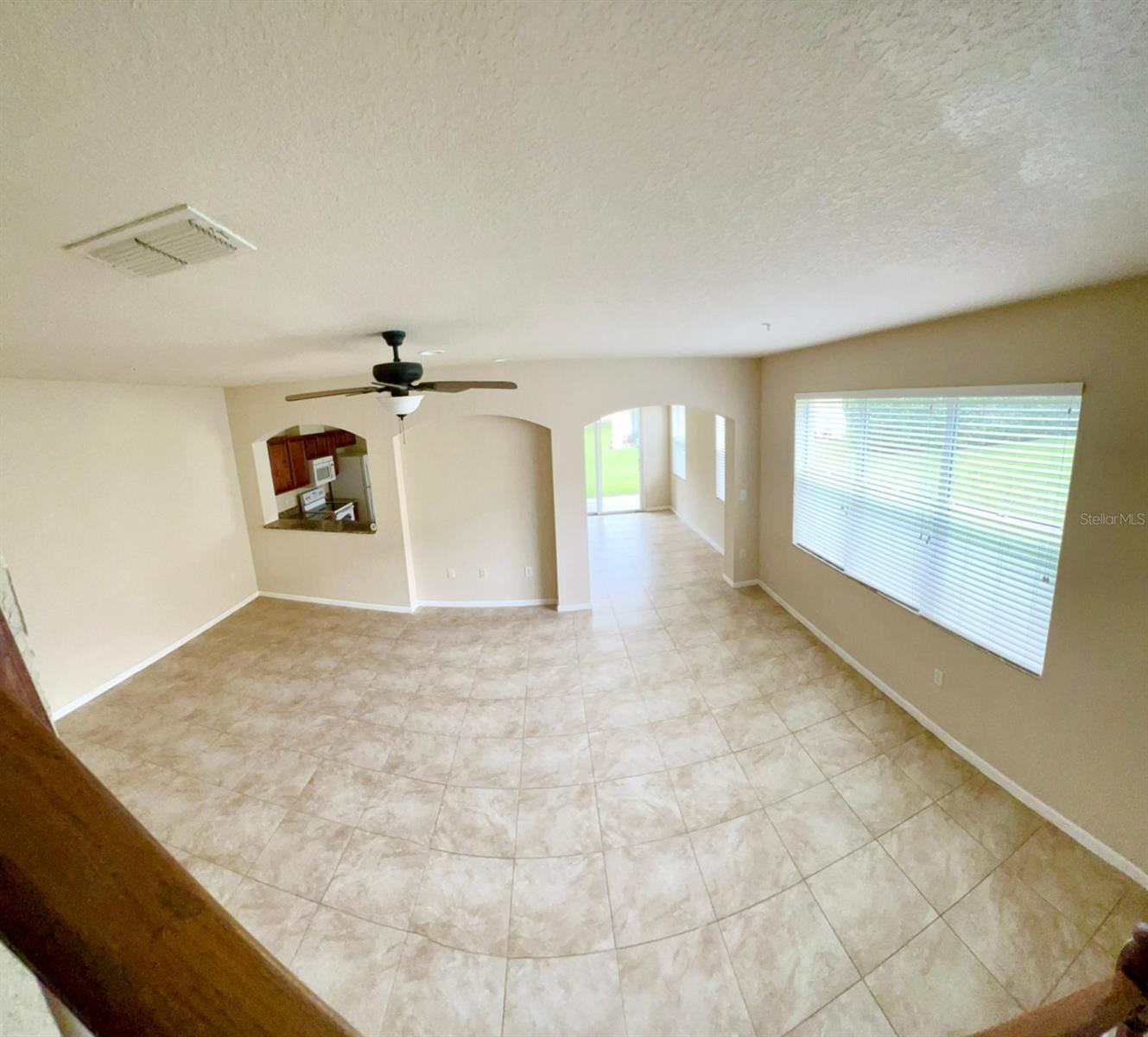 Image 21 of 39 For 2992 Langdon Lane N