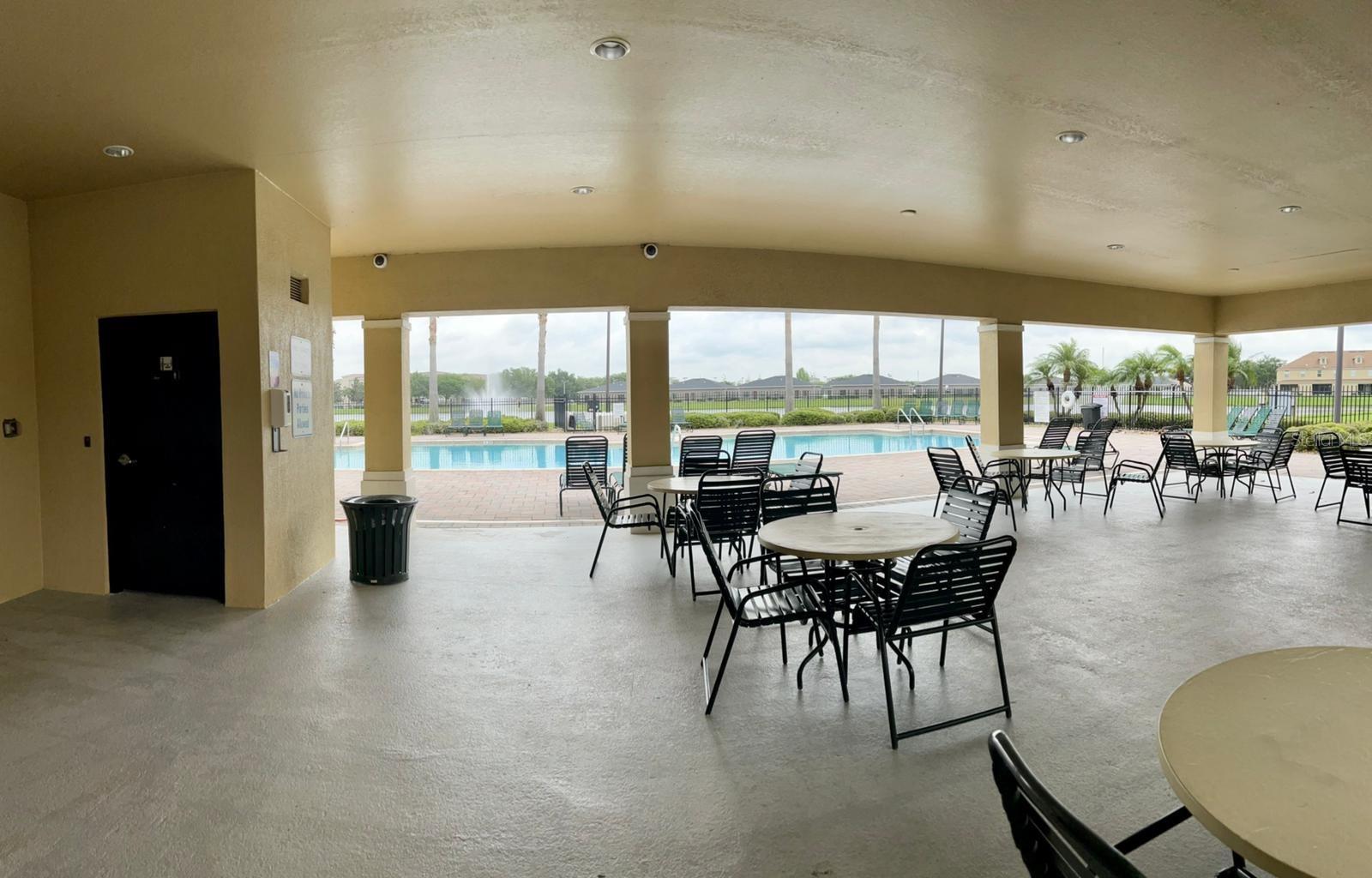 Image 4 of 39 For 2992 Langdon Lane N