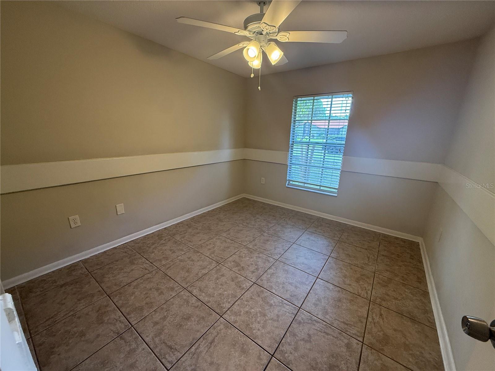 Image 14 of 24 For 360 Vincent Drive