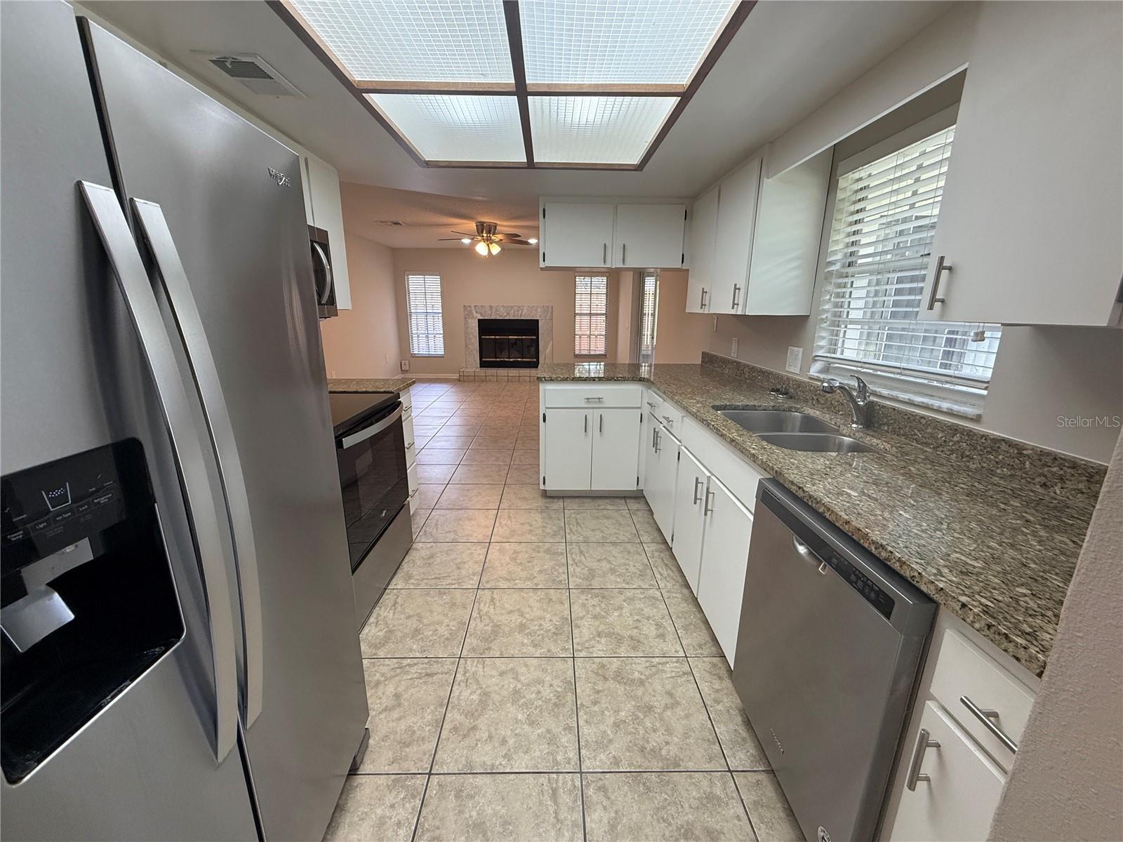 Image 5 of 24 For 360 Vincent Drive