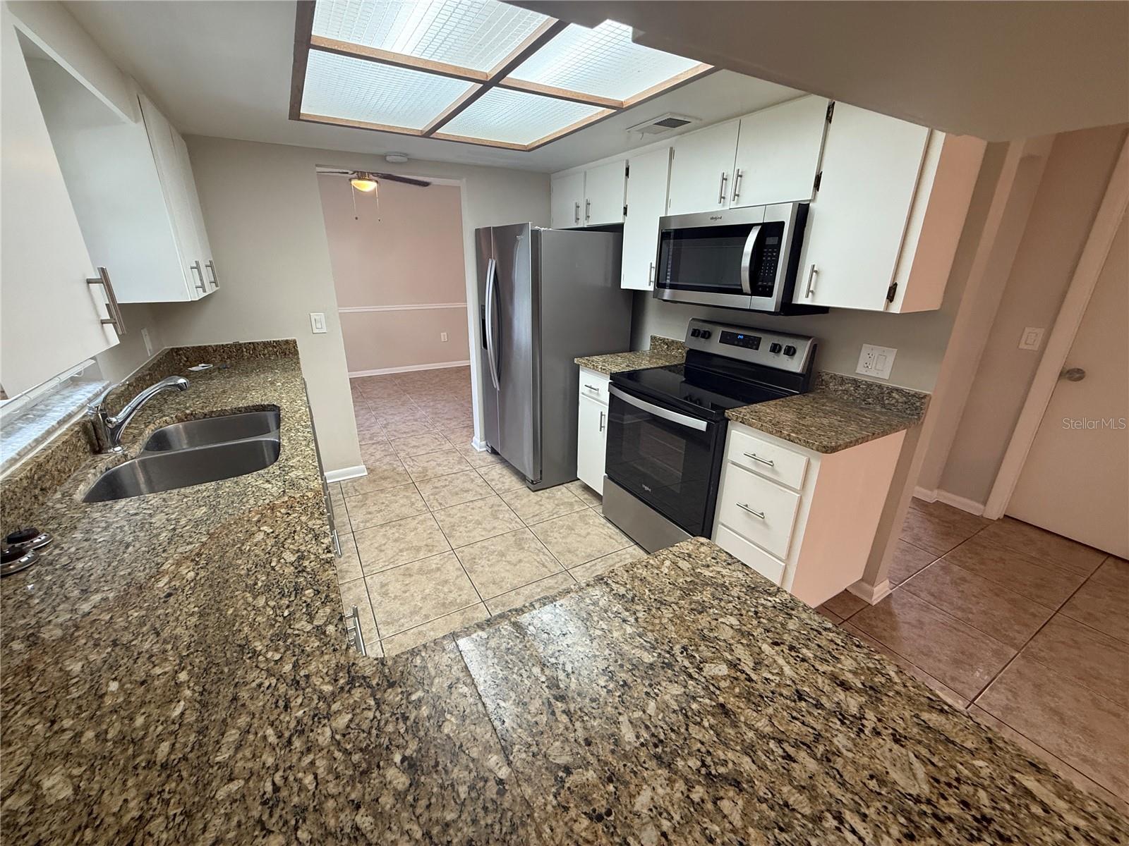 Image 7 of 24 For 360 Vincent Drive