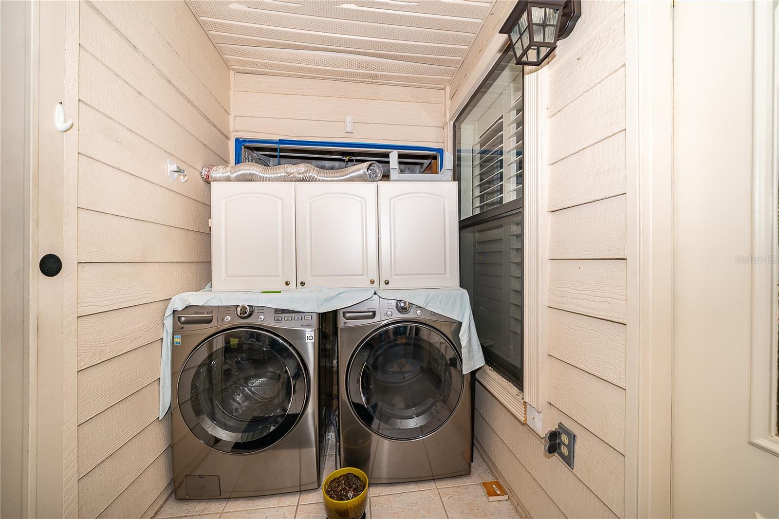 Image 13 of 18 For 2936 Semoran Boulevard 105