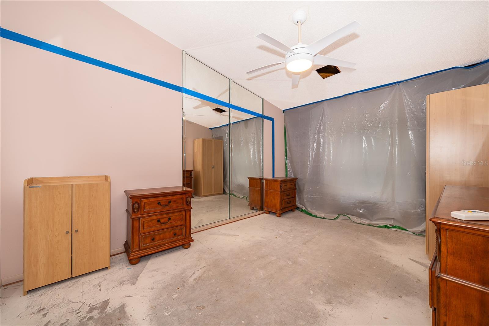 Image 15 of 18 For 2936 Semoran Boulevard 105