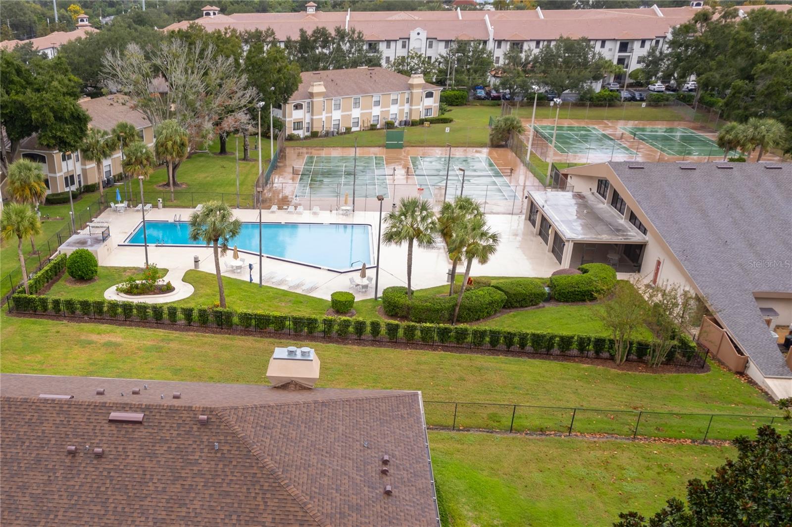 Image 4 of 18 For 2936 Semoran Boulevard 105