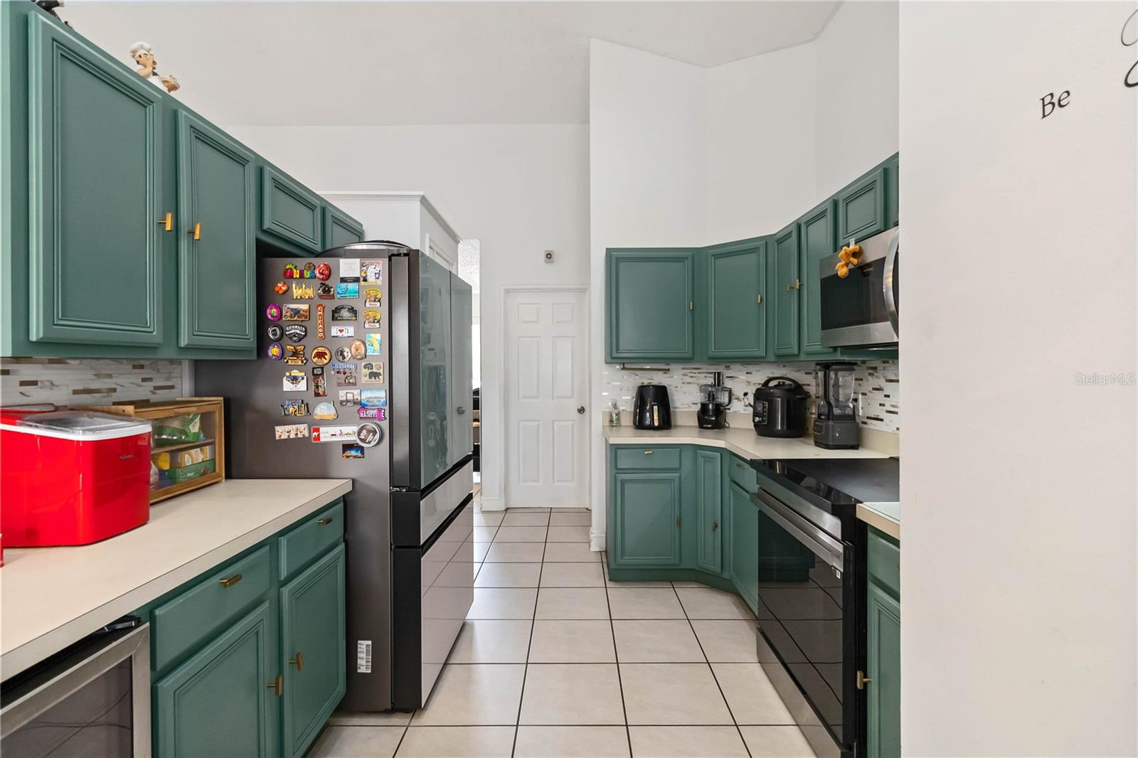 Image 16 of 44 For 12328 Bronson Way