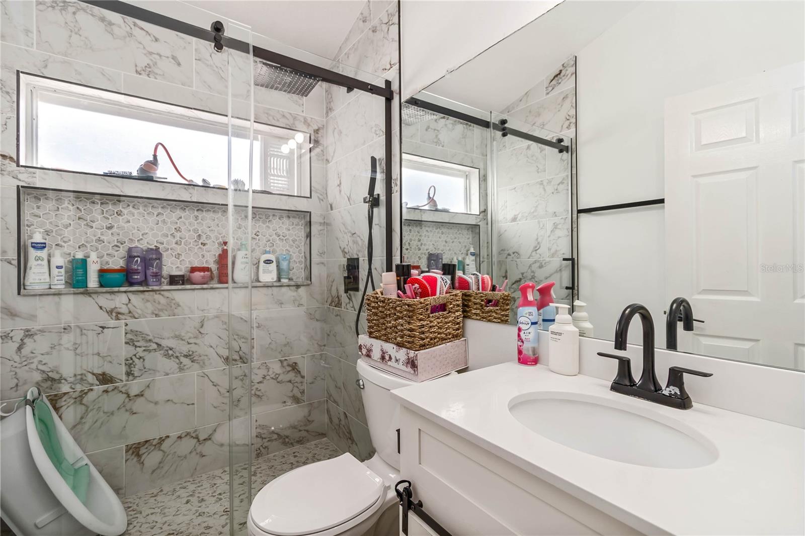 Image 24 of 44 For 12328 Bronson Way