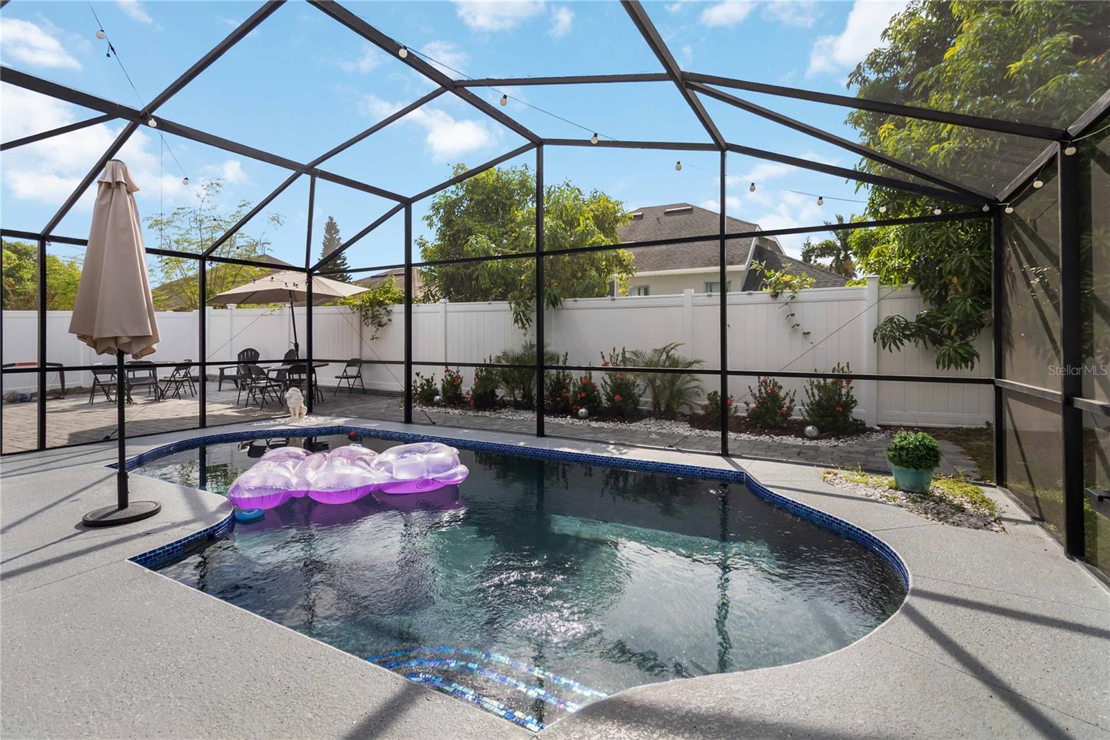 Image 41 of 44 For 12328 Bronson Way