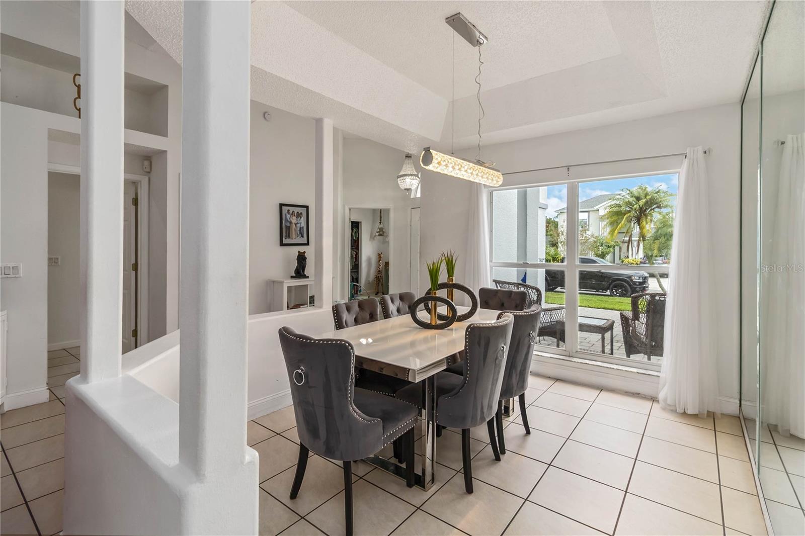 Image 5 of 44 For 12328 Bronson Way