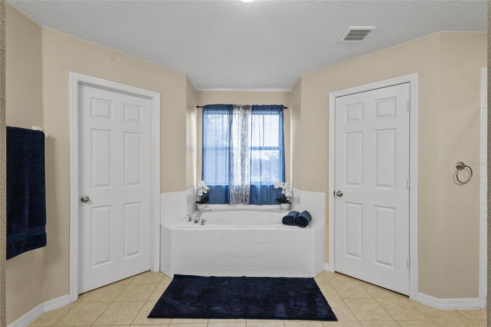 Image 14 of 28 For 2729 Barclay Lane