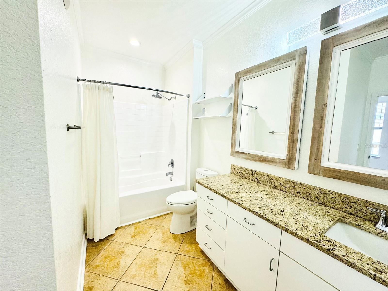 Image 8 of 18 For 860 Orange Avenue 332