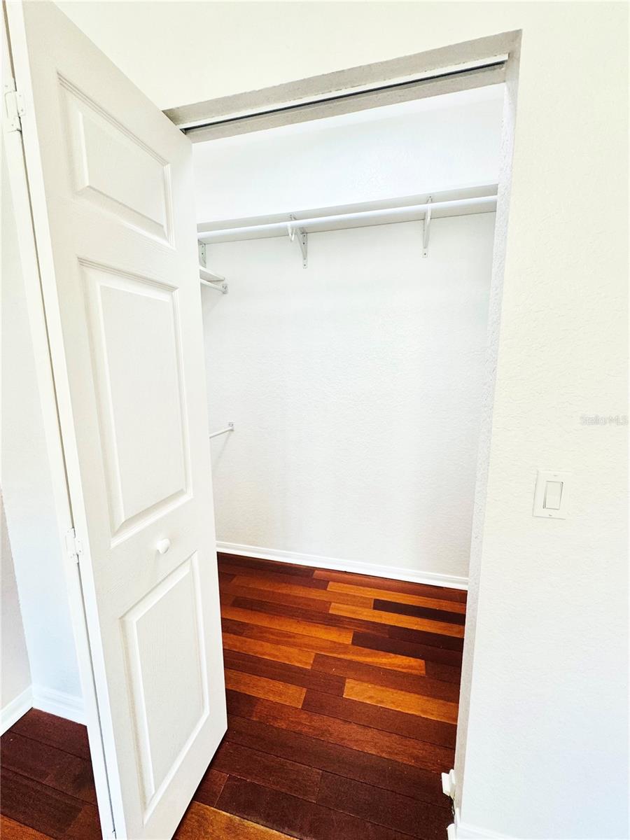 Image 9 of 18 For 860 Orange Avenue 332