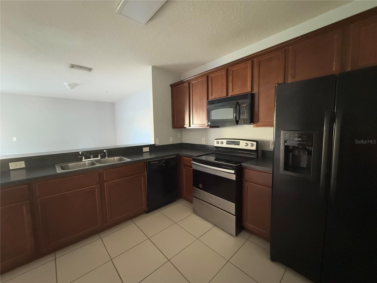 Image 11 of 21 For 1873 Chatham Place Drive