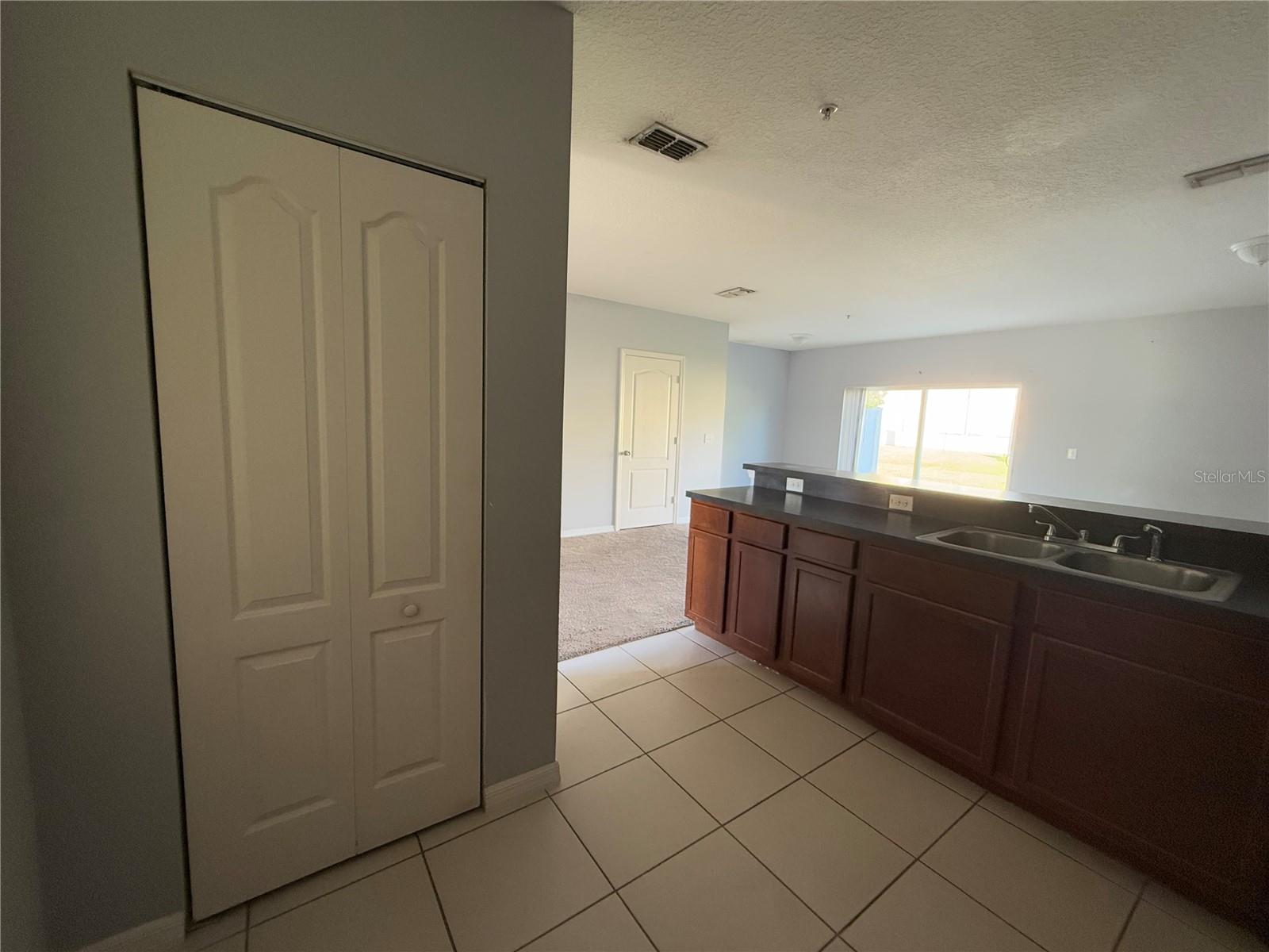 Image 16 of 21 For 1873 Chatham Place Drive