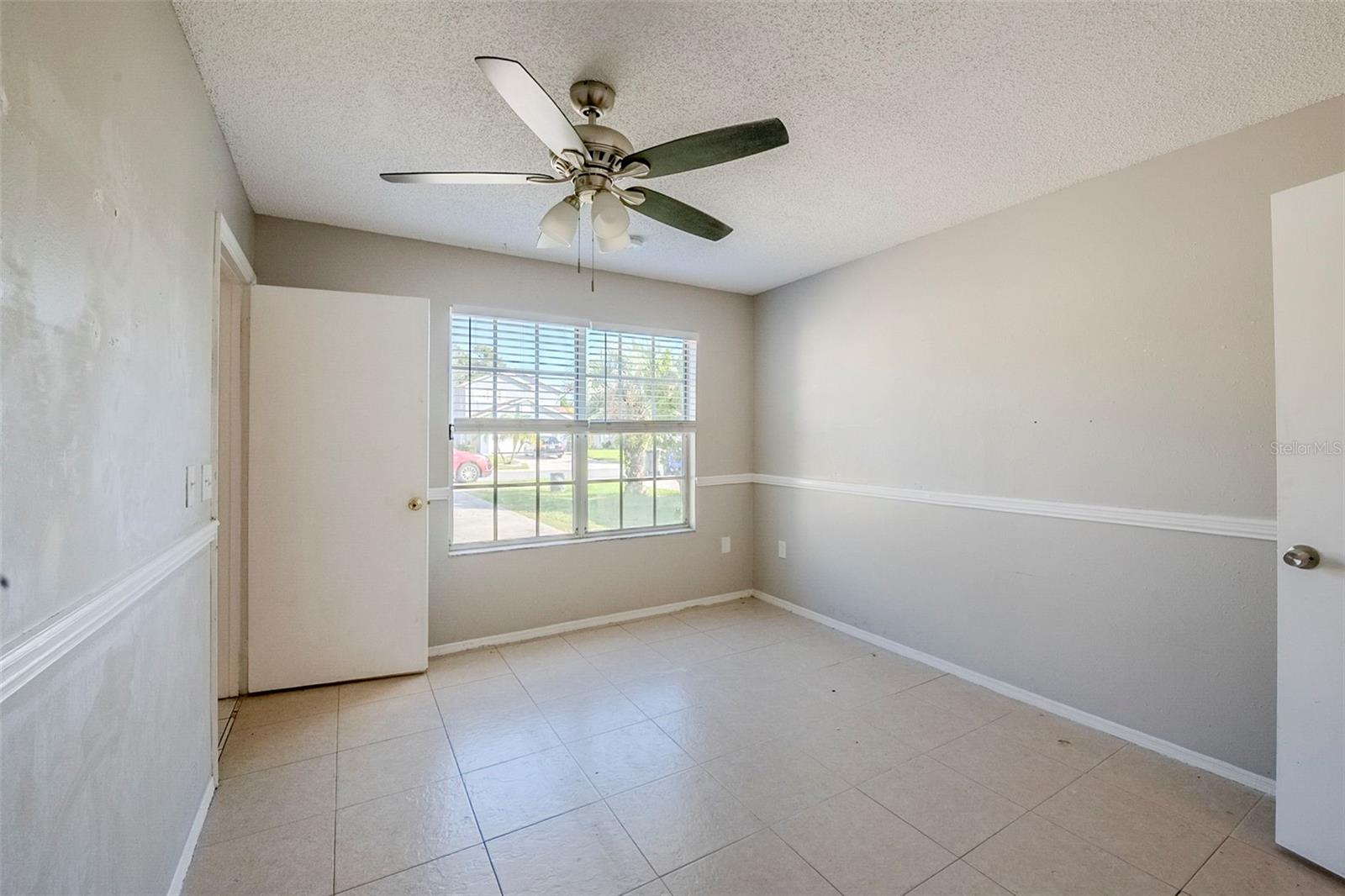 Image 14 of 31 For 2032 Tropic Bay Court