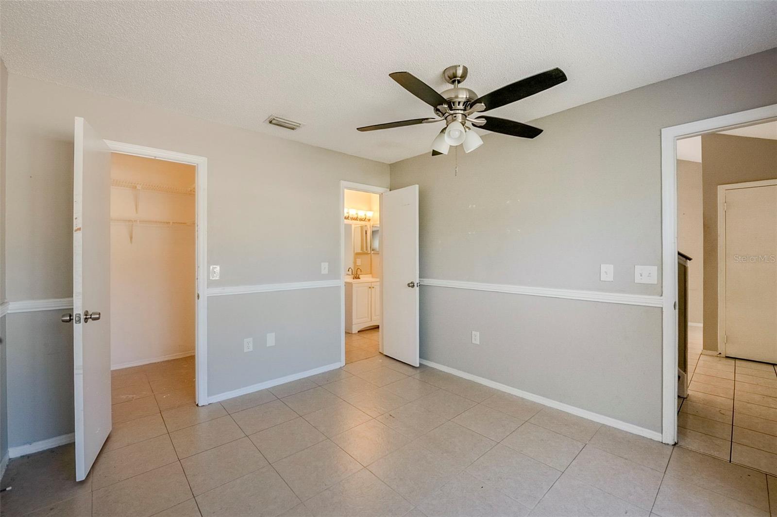 Image 15 of 31 For 2032 Tropic Bay Court