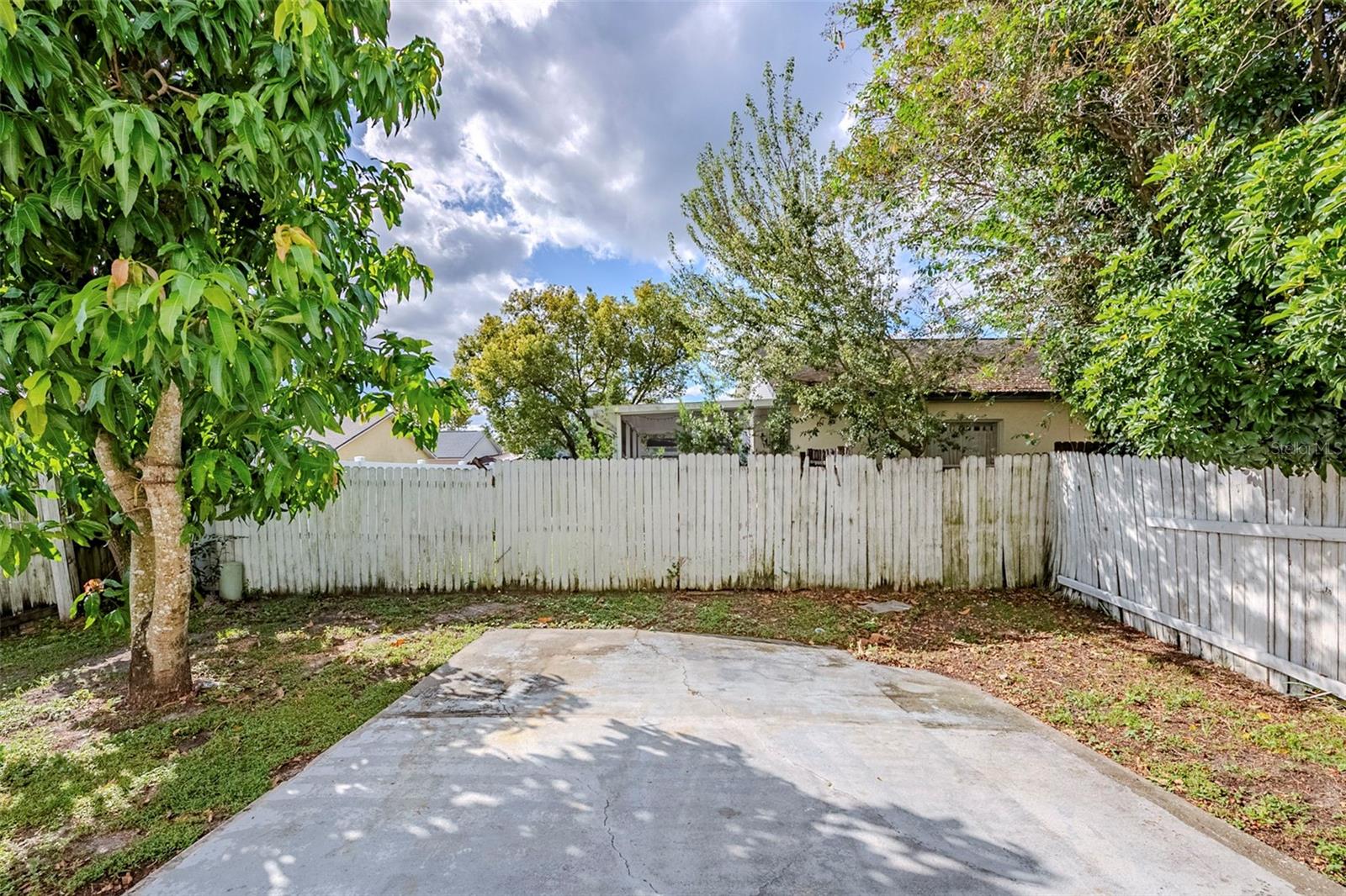 Image 29 of 31 For 2032 Tropic Bay Court