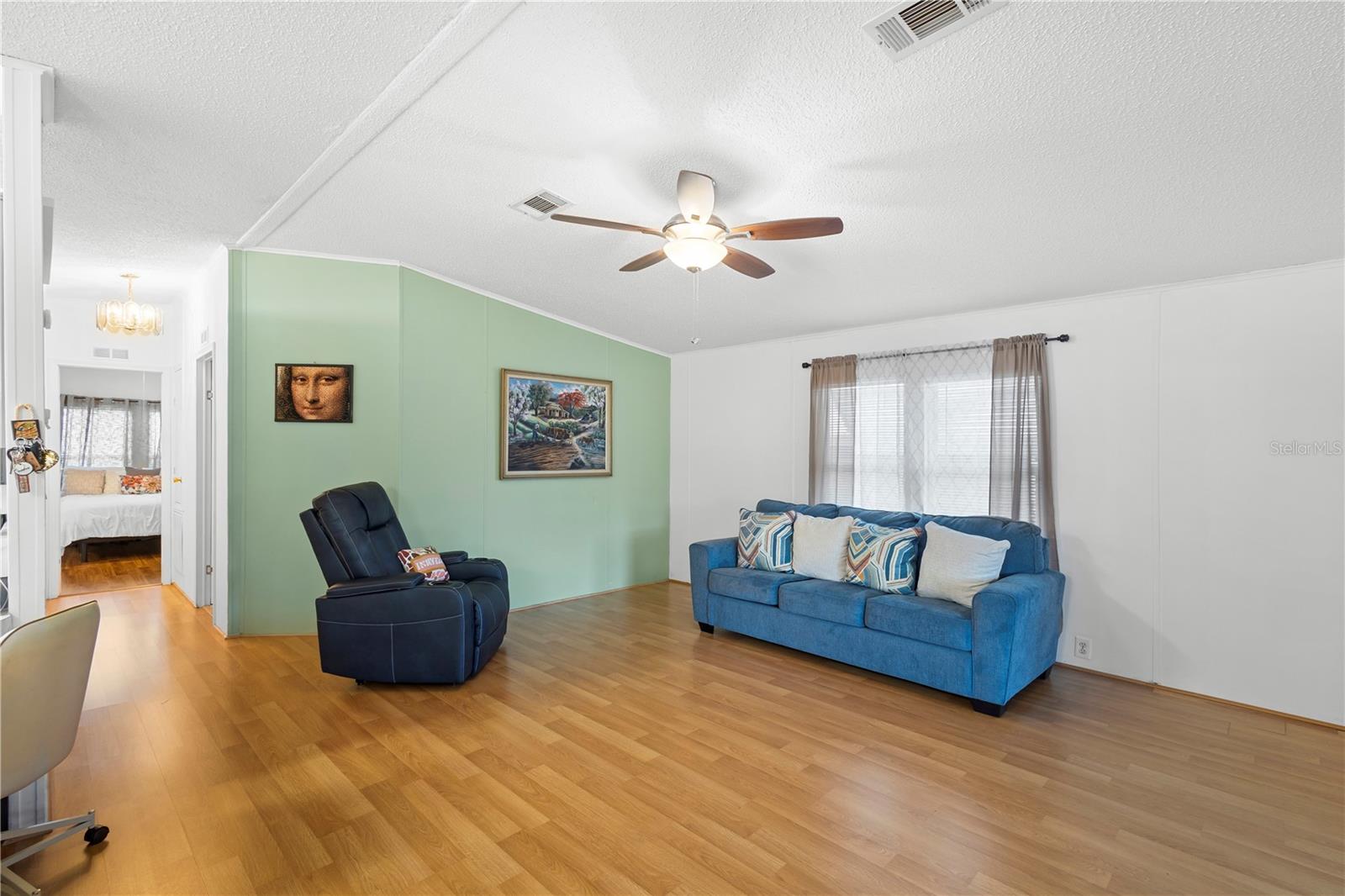 Image 13 of 43 For 6015 Grand Oaks Drive Se